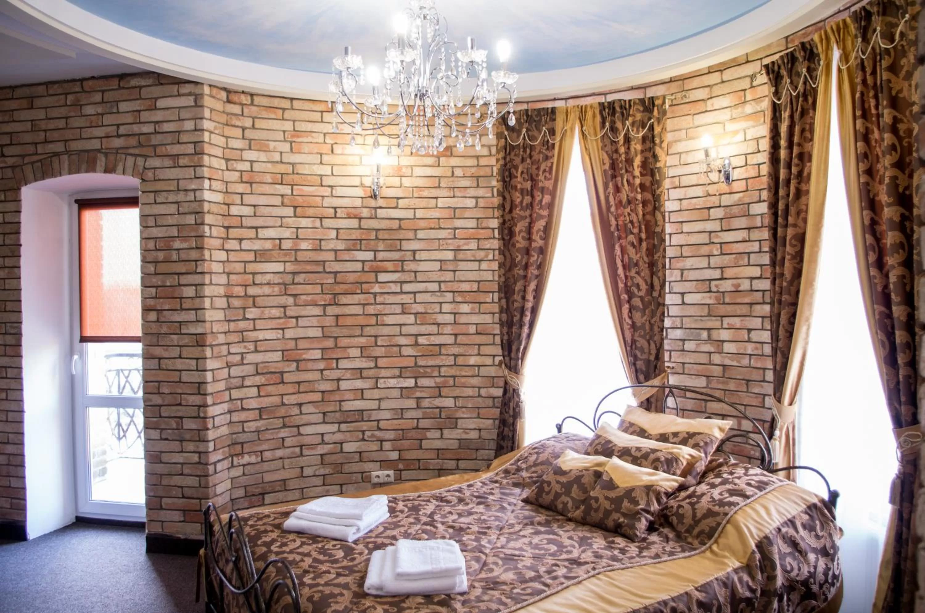 Bed in Ermitazh Hotel Complex