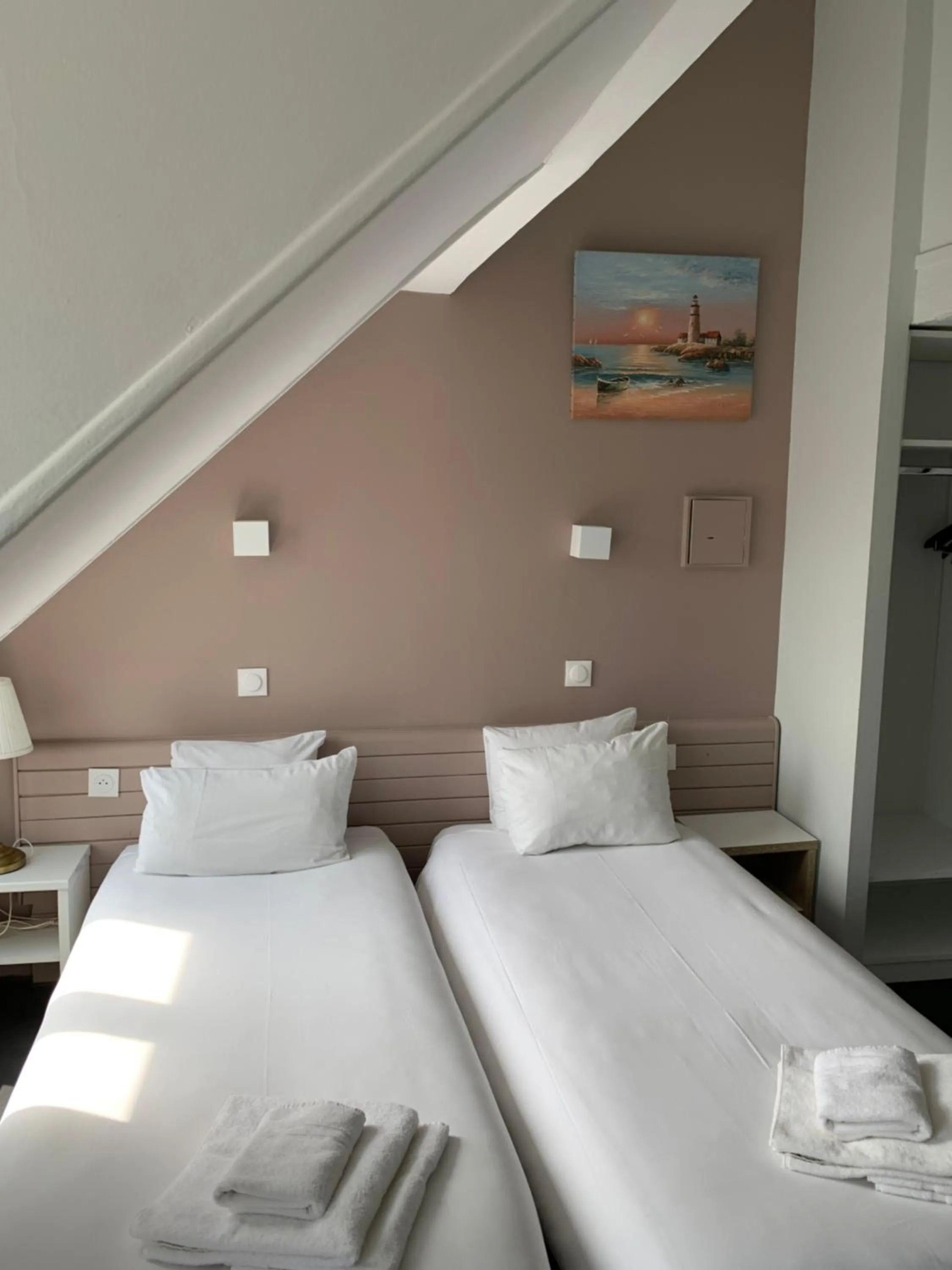 Bed in Hôtel Apollo Opéra