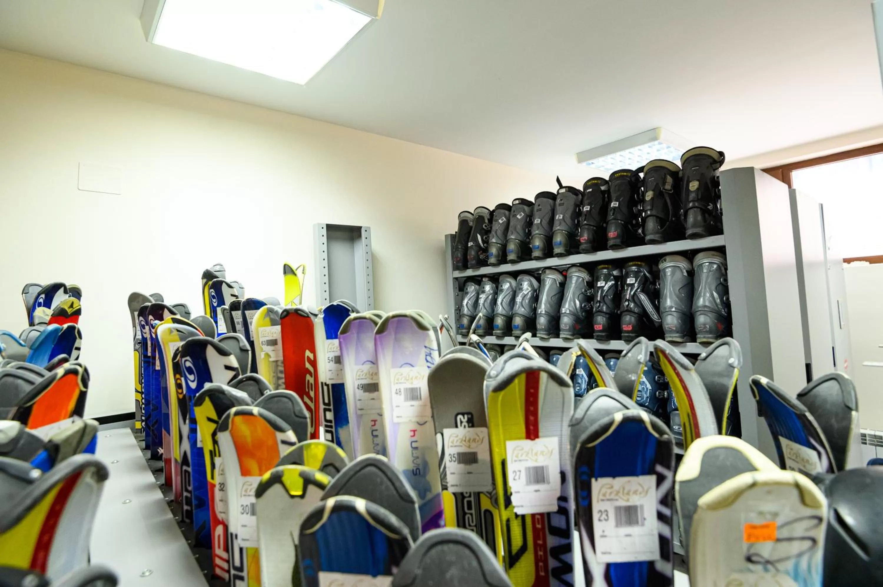 Business facilities in Parklands Hotel & Pool