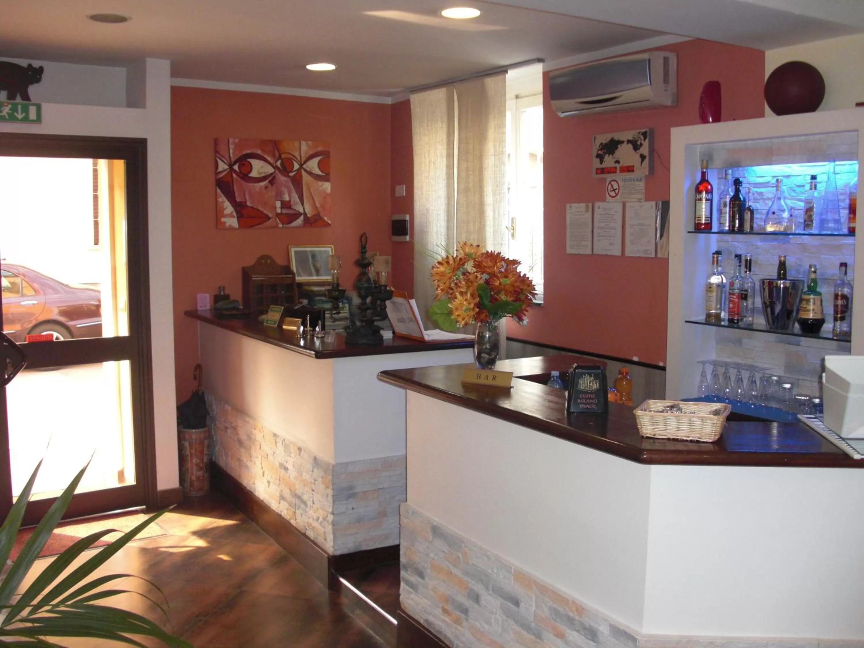 Lounge or bar in Hotel Legnano