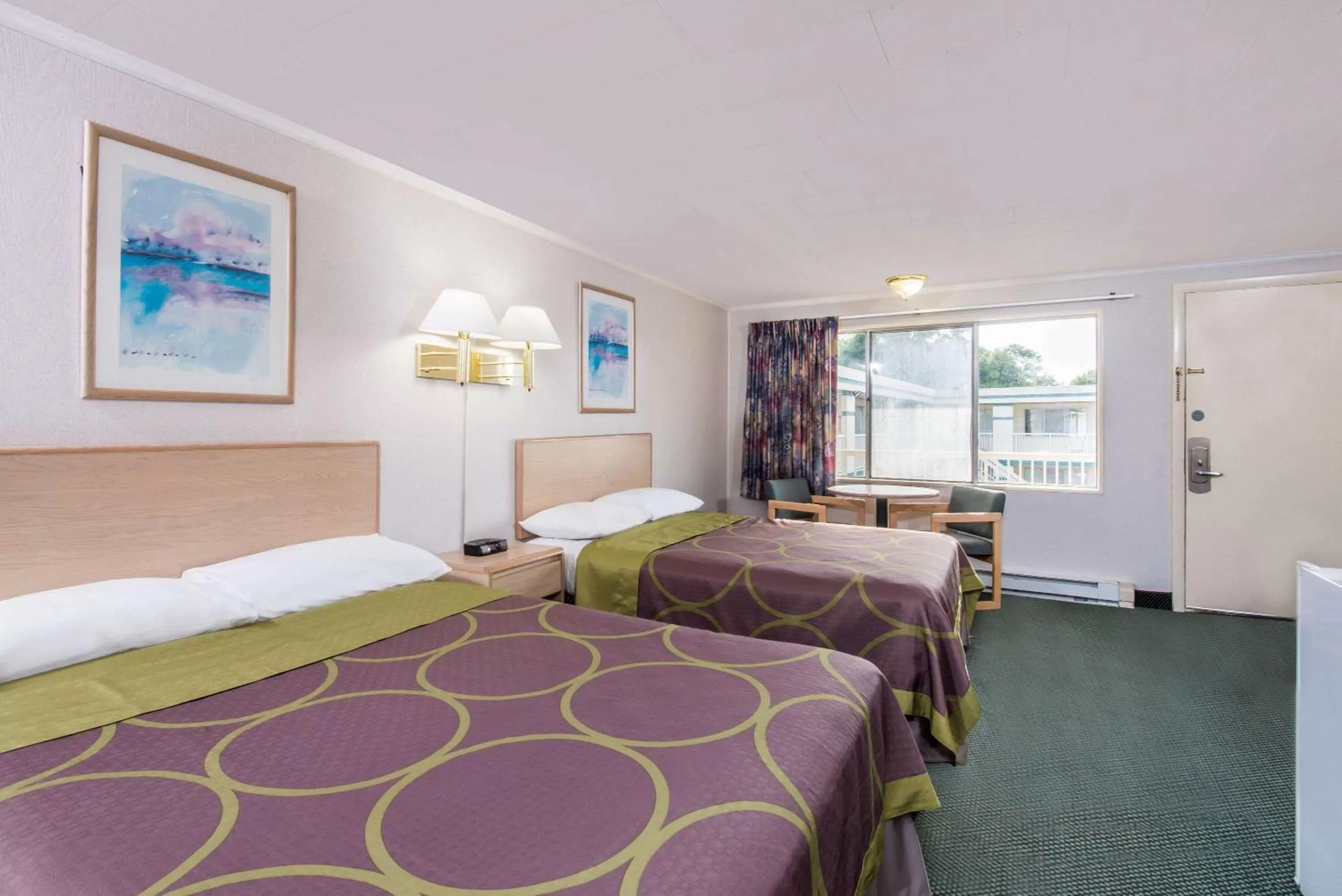 Photo of the whole room, Bed in Relax Inn Cape Cod West Yarmouth Hyannis