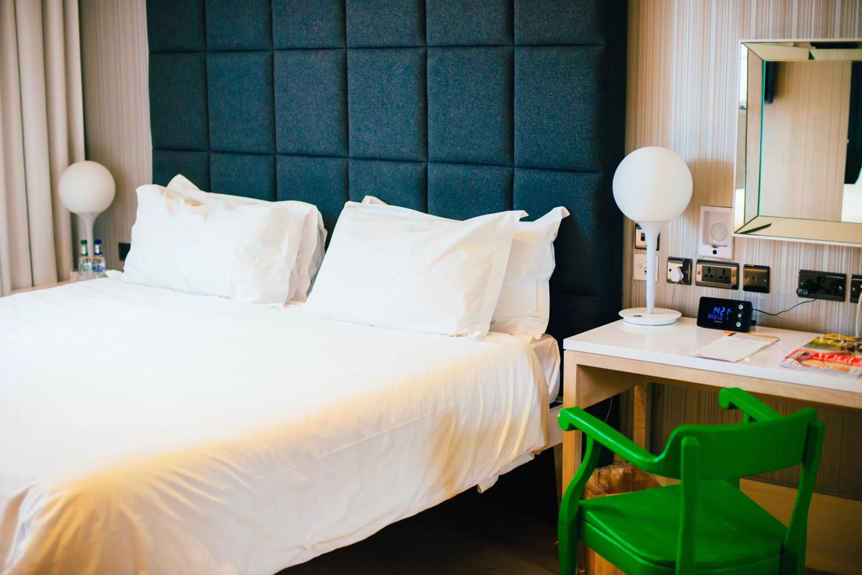 Bed in The Inn on the Mile