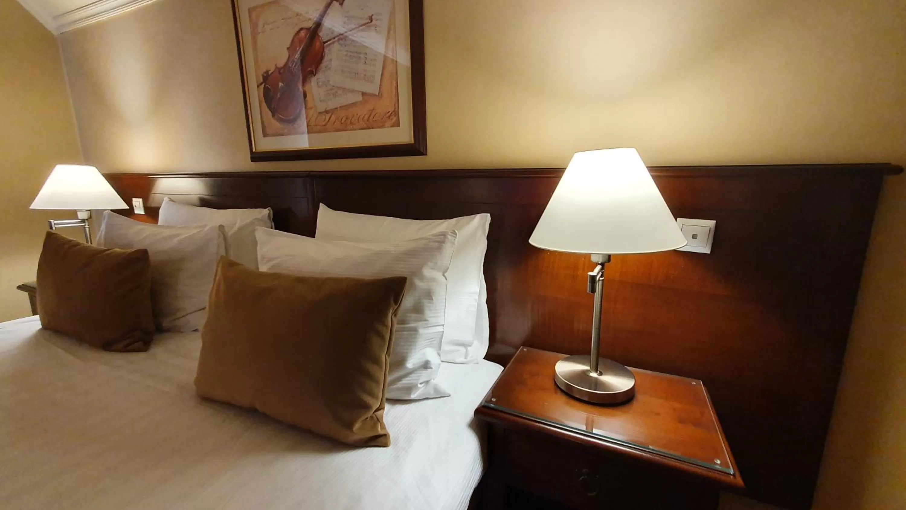 Bed in Hotel Garden Club