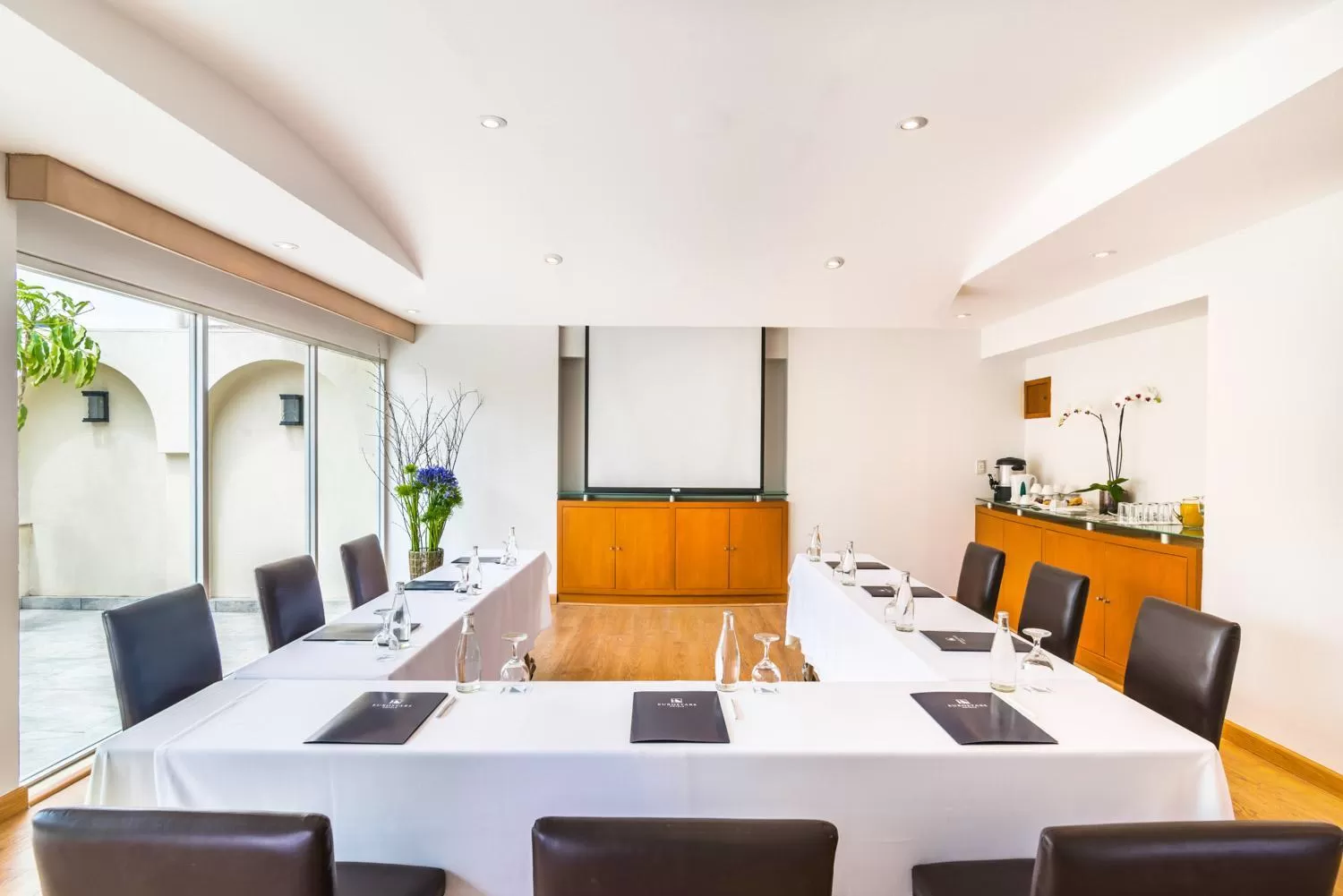 Meeting/conference room in Eurostars Zona Rosa Suites