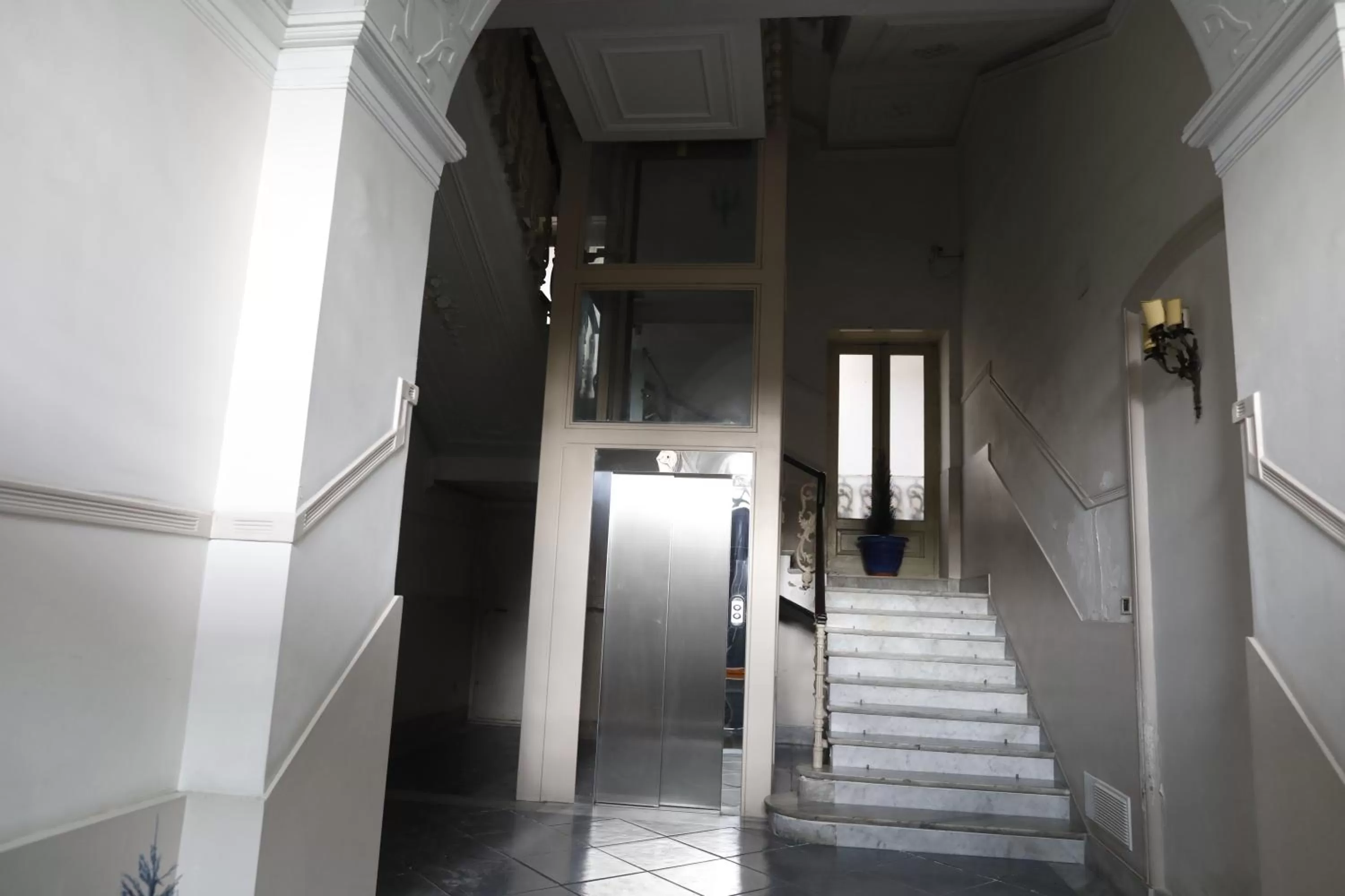 Facade/entrance in B&B Liberty 900