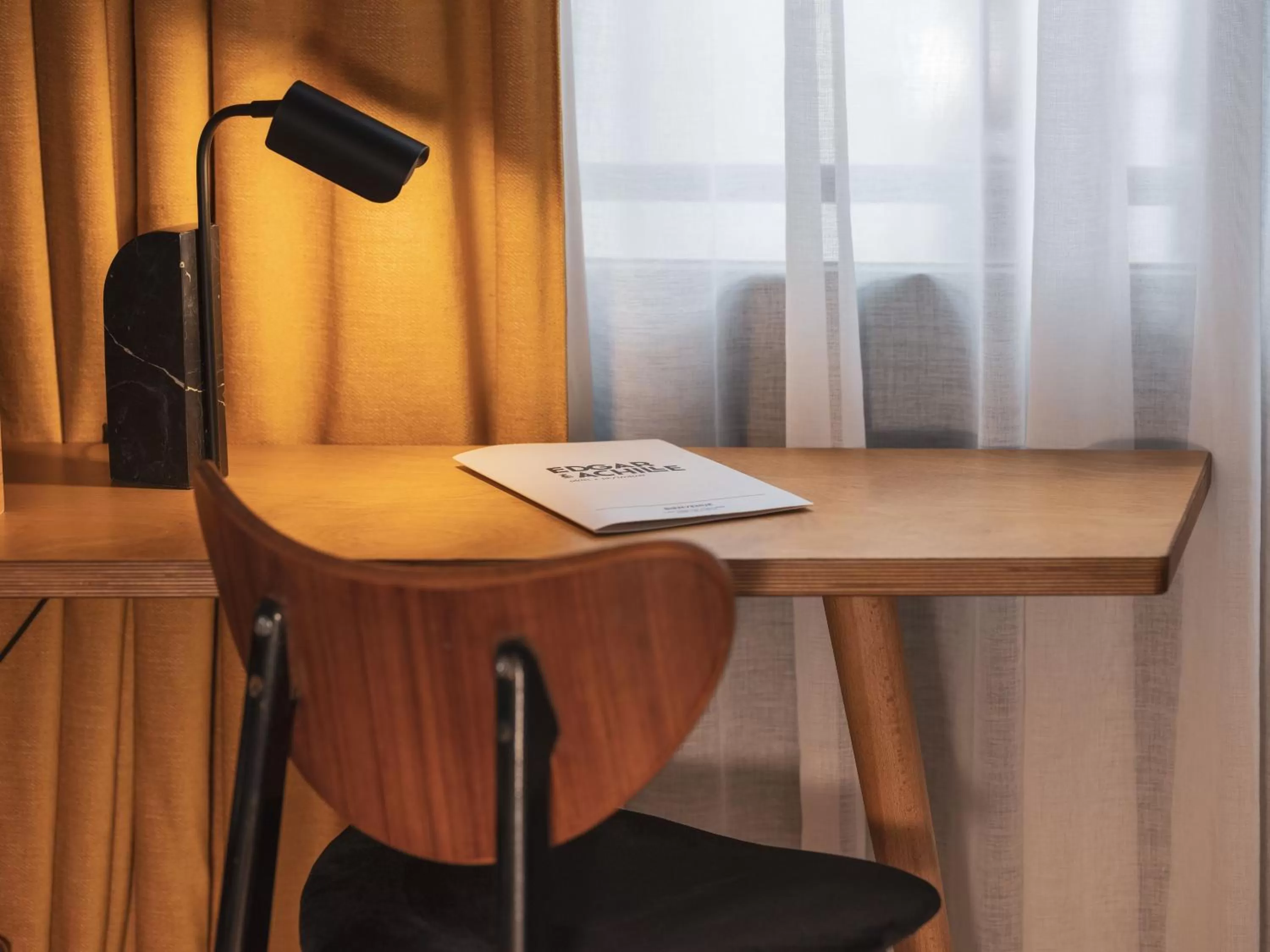 Seating area in Hôtel Edgar & Achille