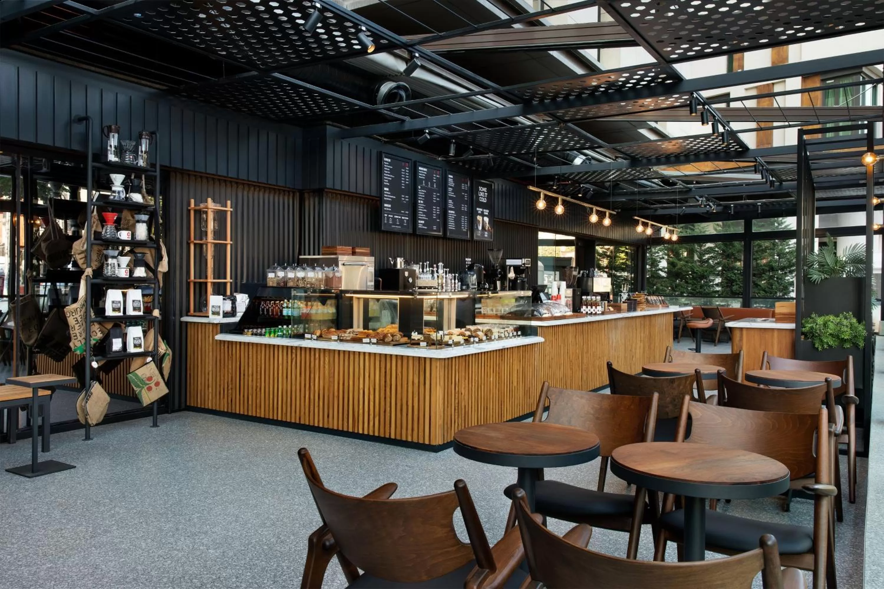 Restaurant/places to eat in Sheraton Istanbul City Center