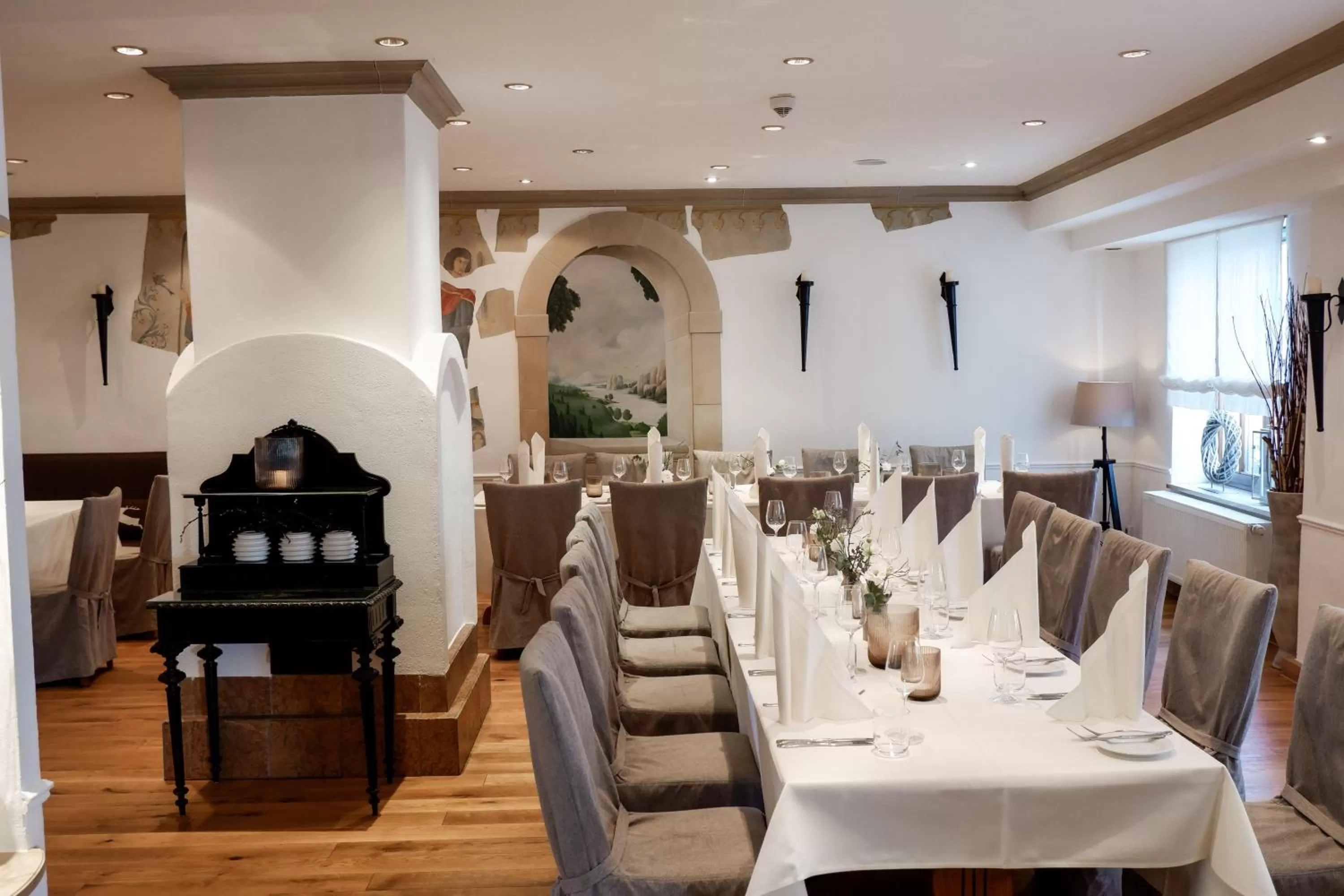 Restaurant/places to eat in Romantik Hotel Hirschen