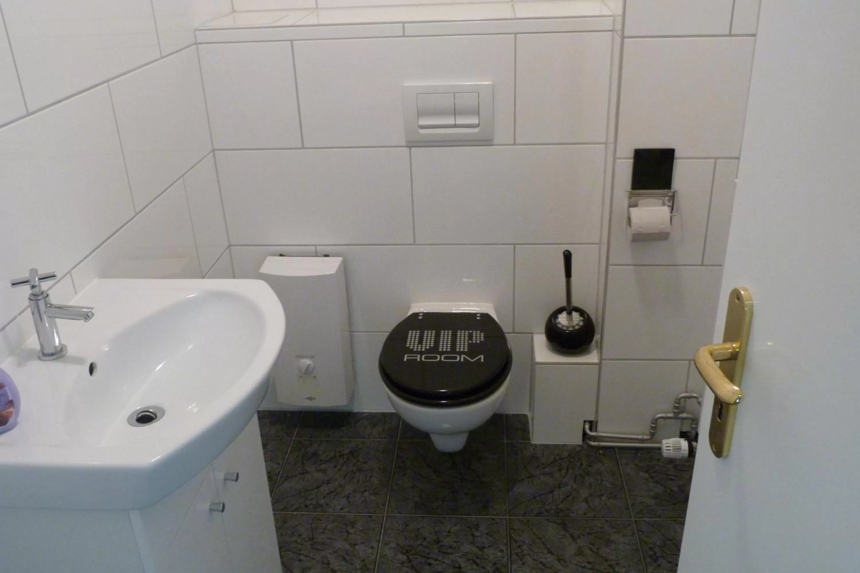 Bathroom in Suite-Apartment-Essen