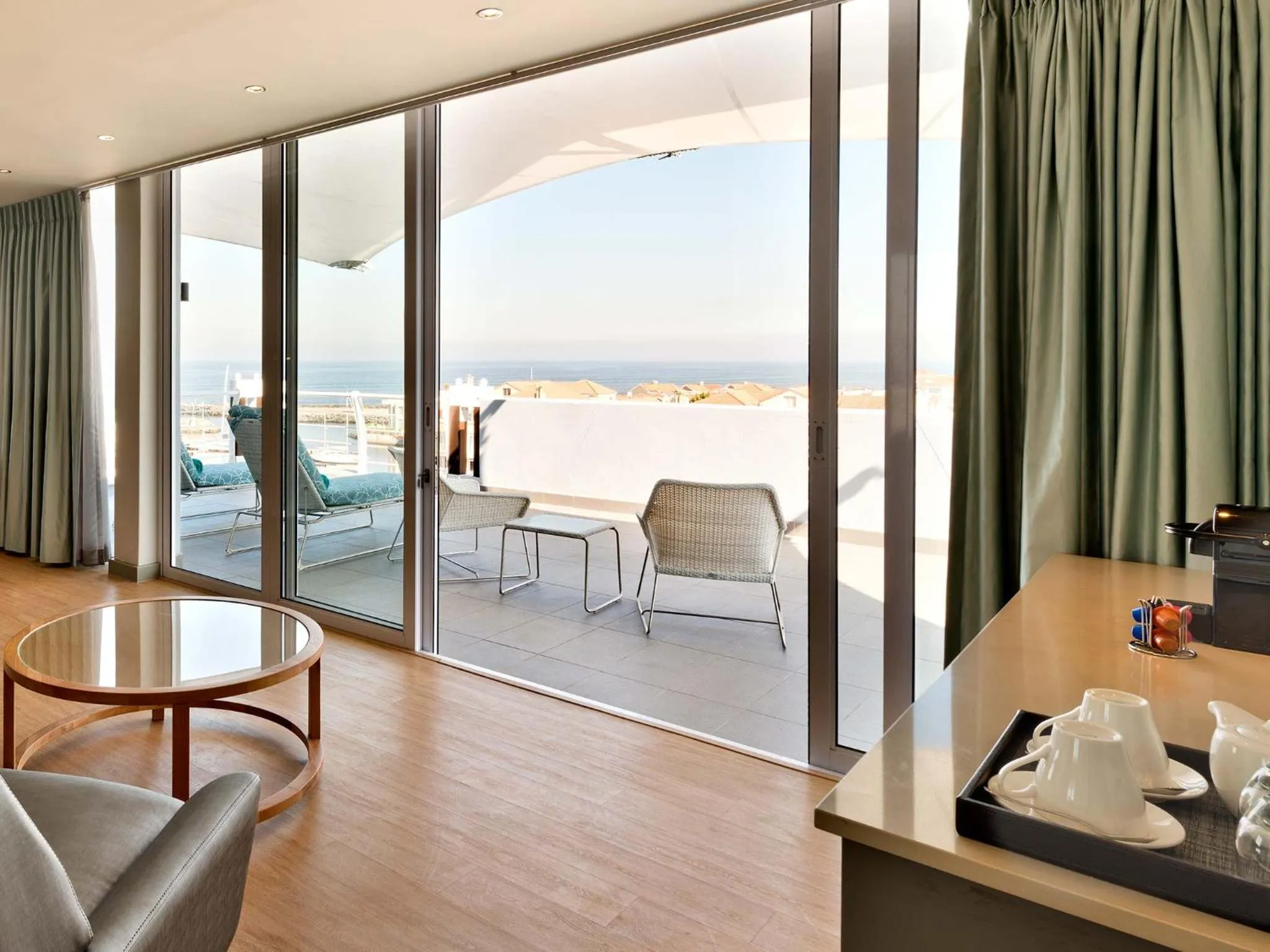 Coffee/tea facilities in Krystal Beach Hotel