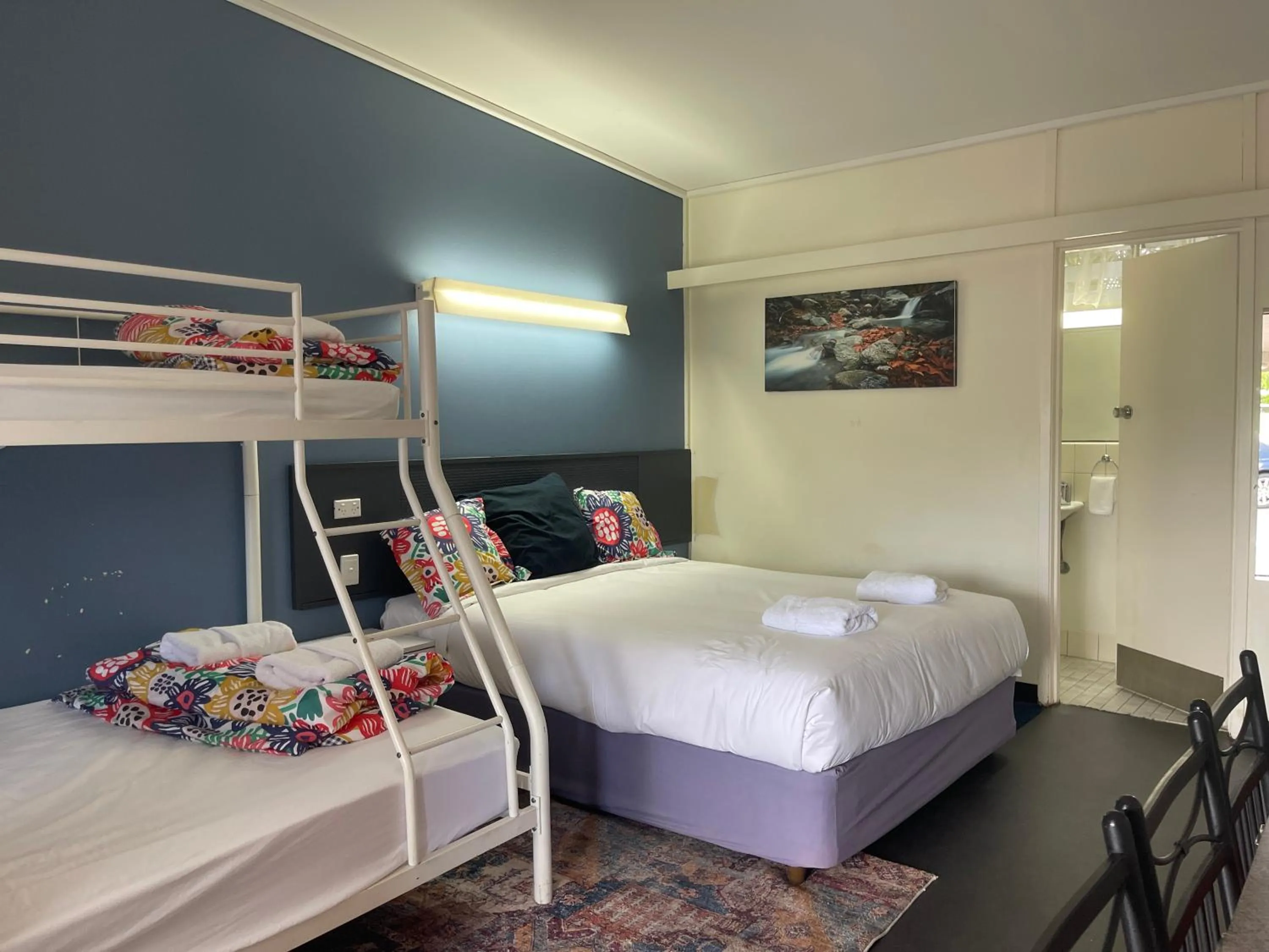 Bedroom, Bed in Arkana Motel