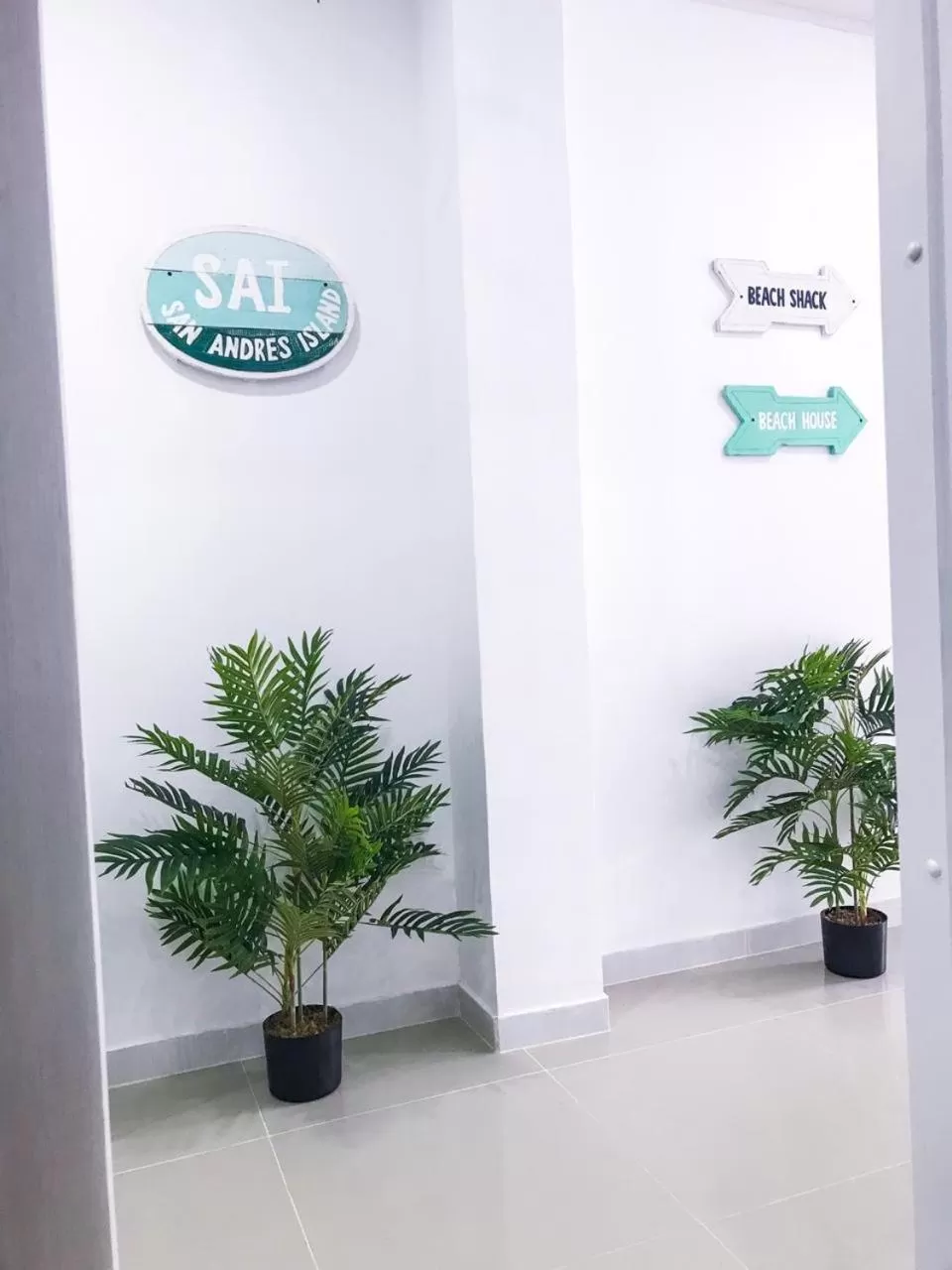 Tropical Breeze Aeropuerto