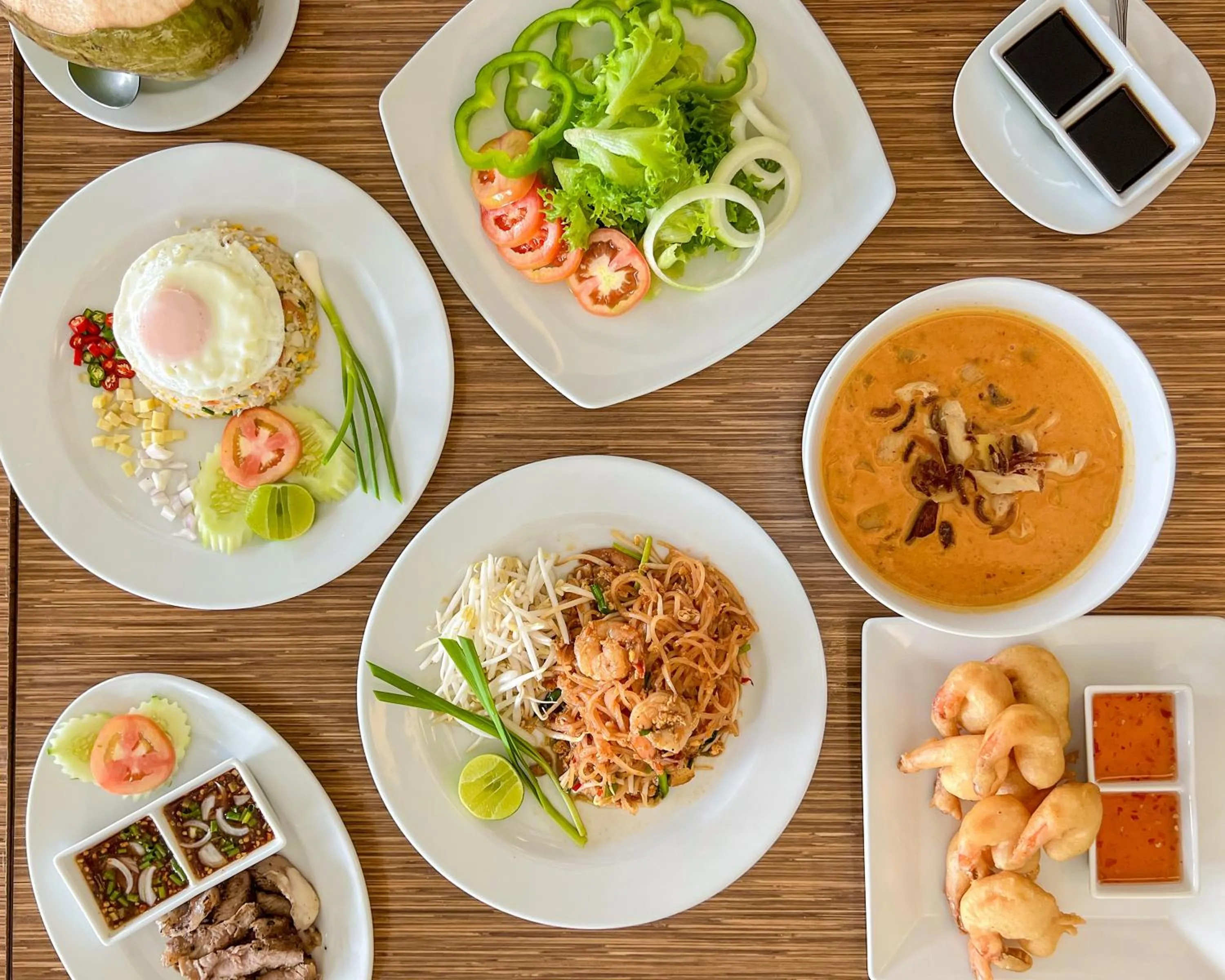 Restaurant/places to eat in Tinidee Golf Resort Phuket