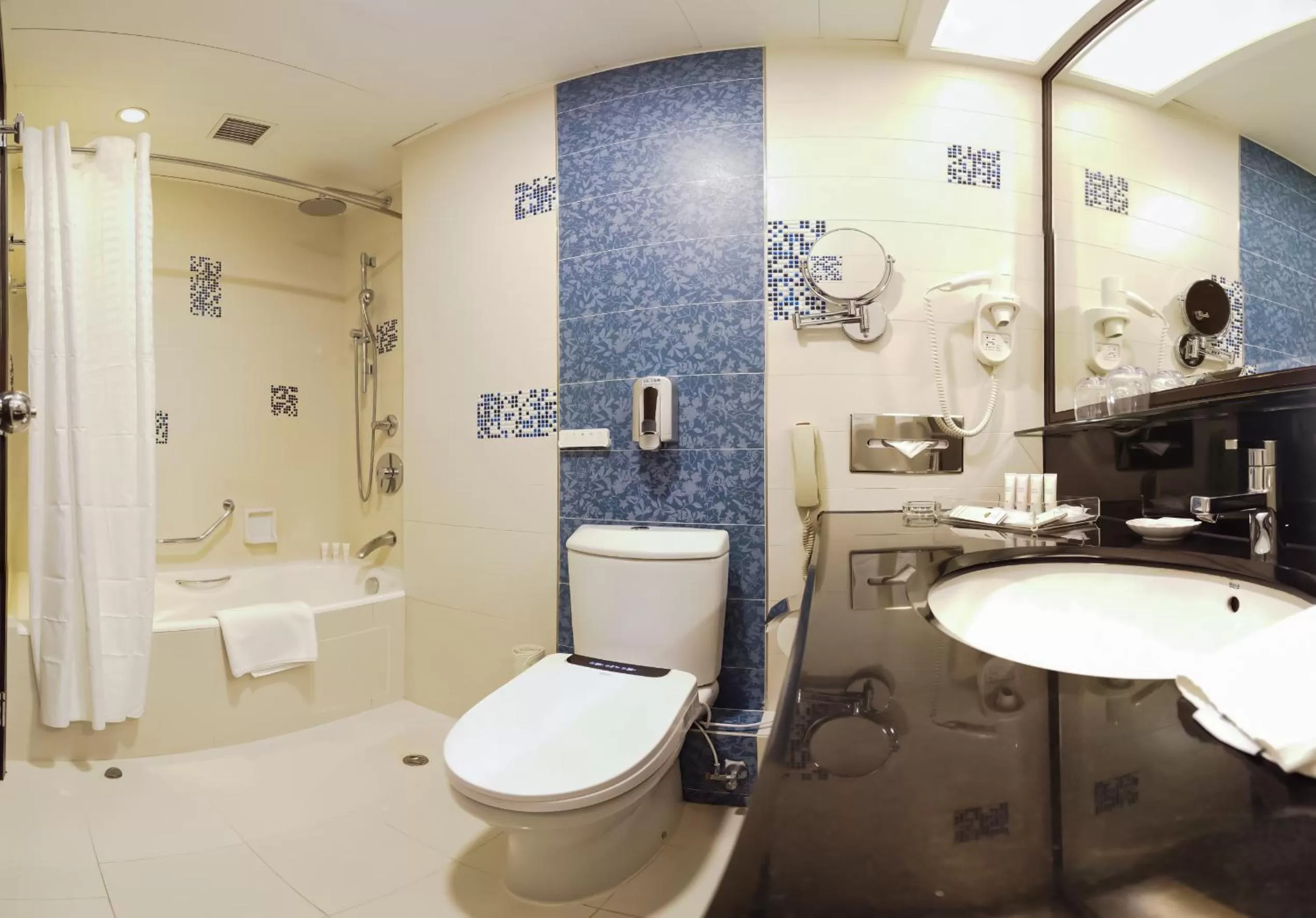 Shower in South Pacific Hotel