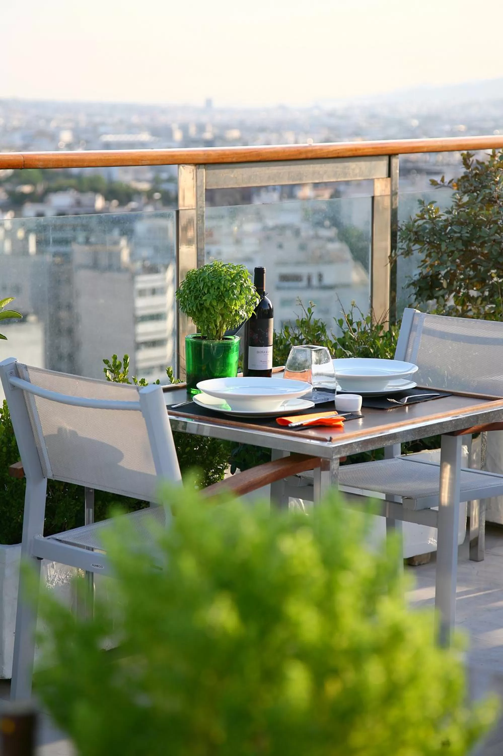 Restaurant/places to eat in Dorian Inn - Sure Hotel Collection by Best Western