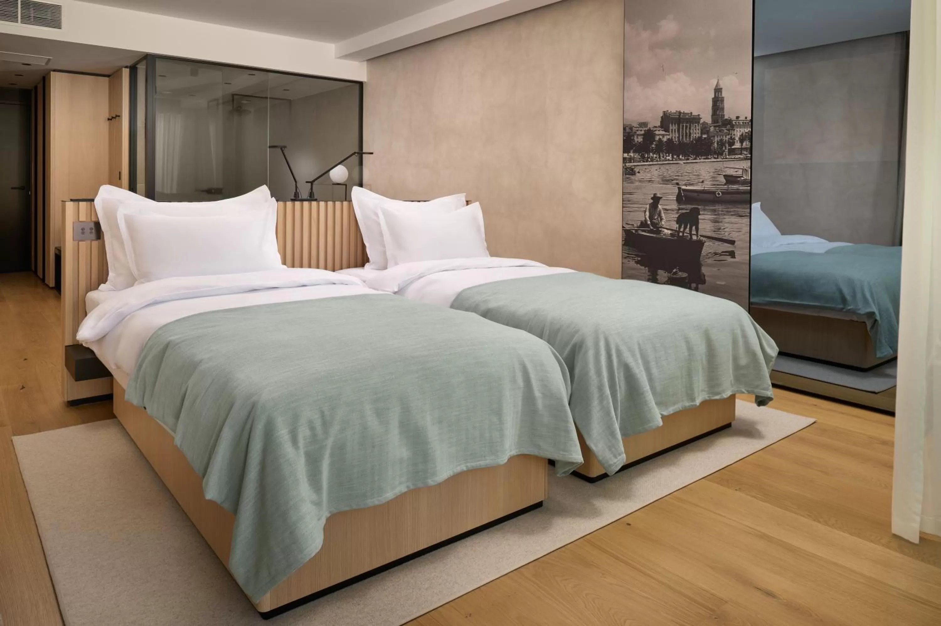 Bedroom, Bed in Hotel Ambasador