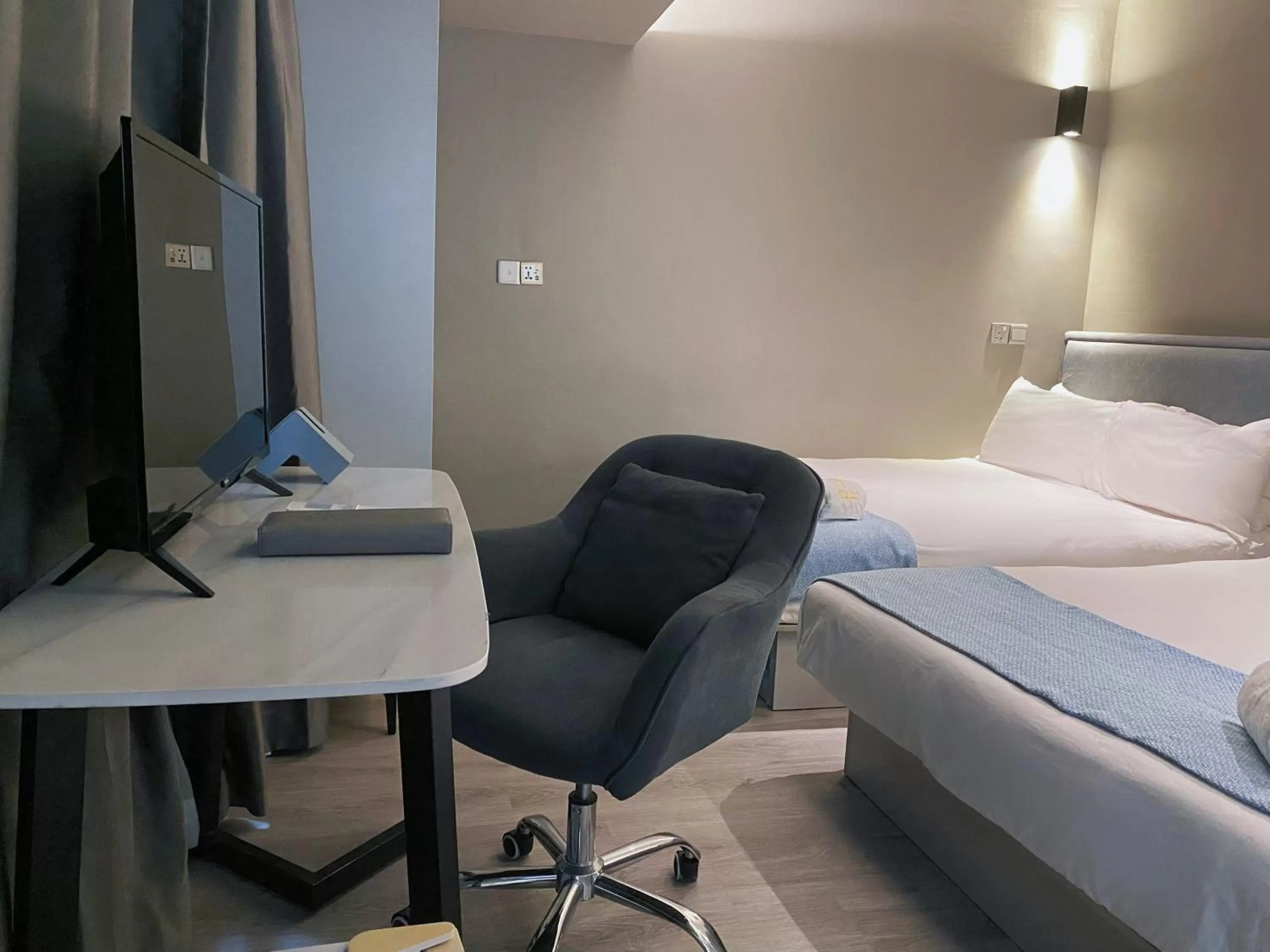 Bed in Hotel Calmo Bugis