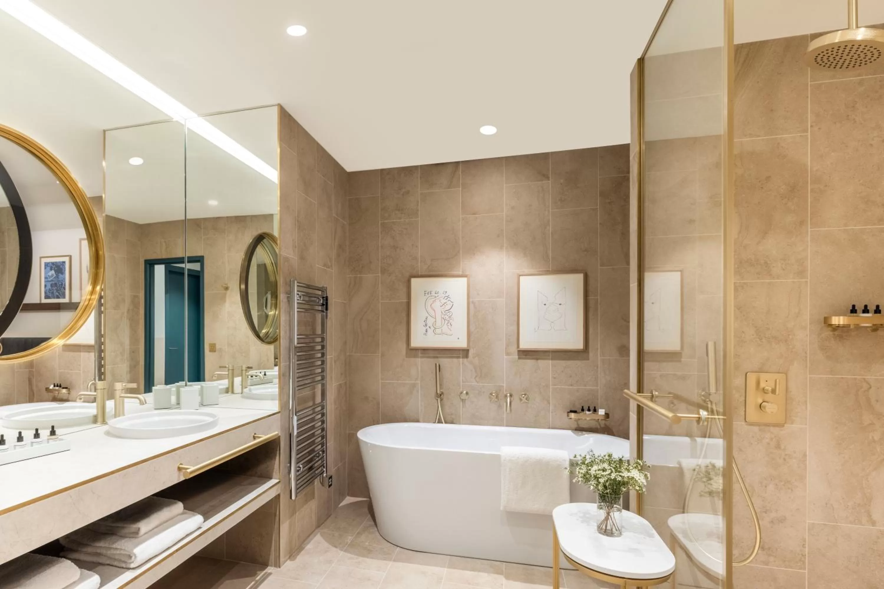 Bathroom in Maison Albar Hotels L’Imperator