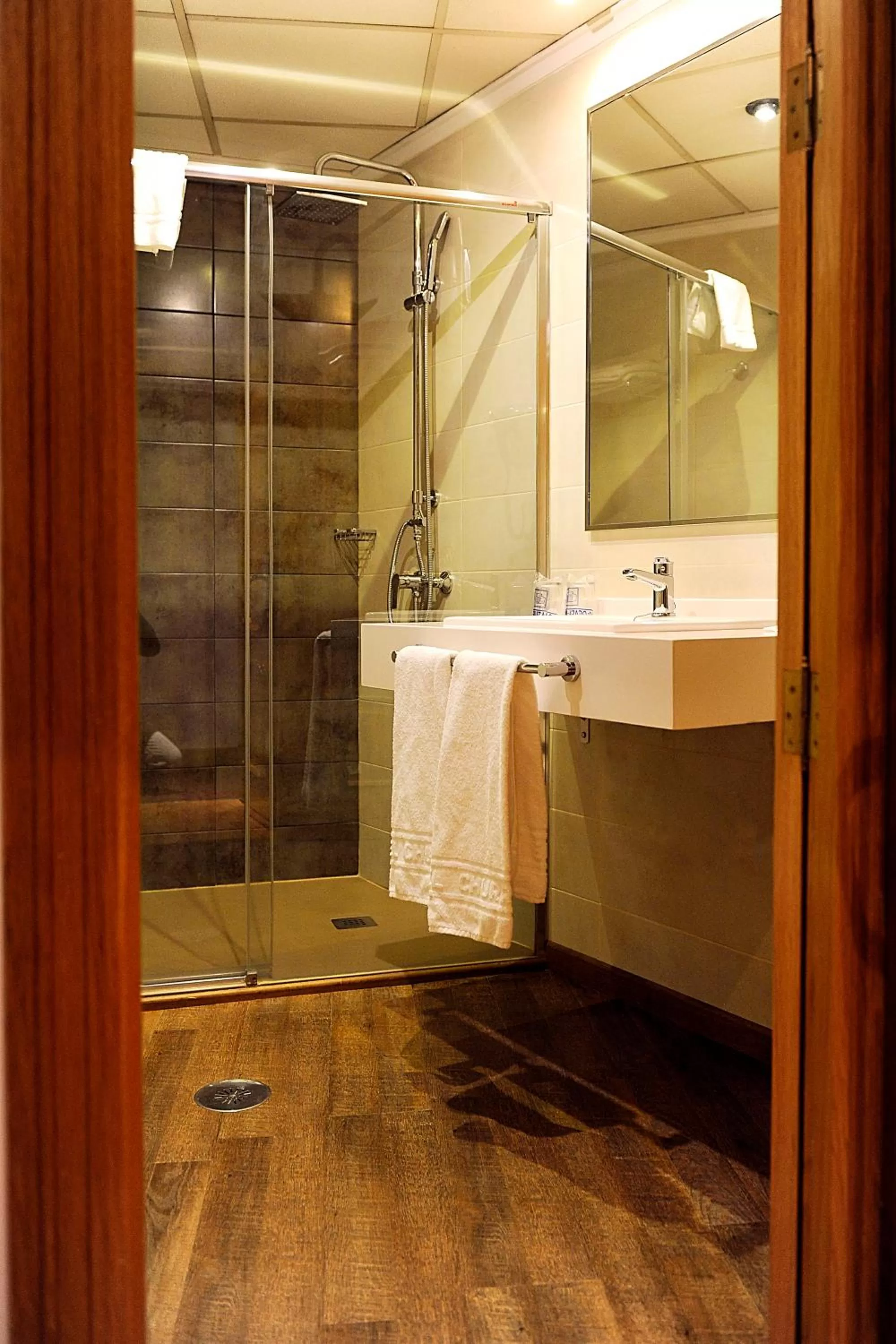 Bathroom in Hotel El Churra