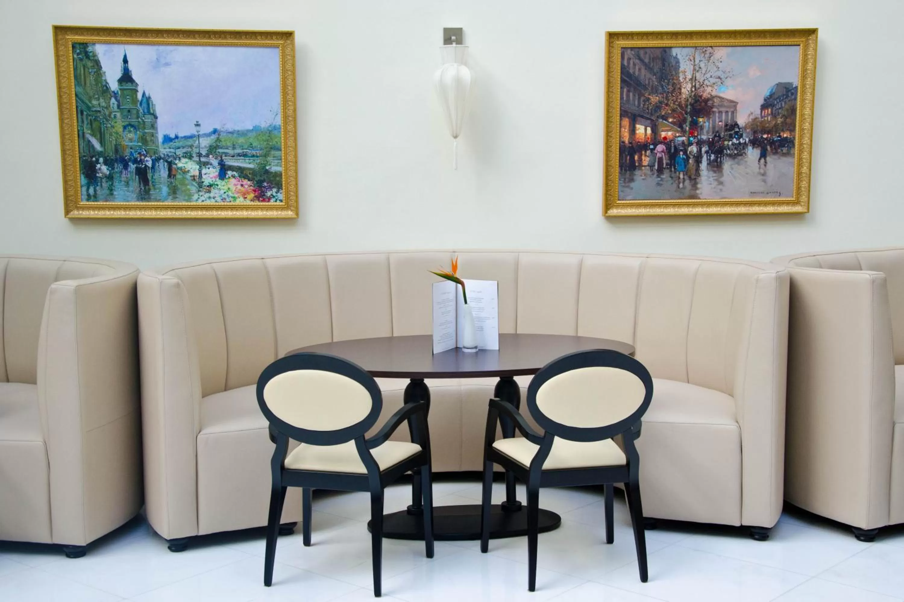 Restaurant/places to eat in Occidental Lac Tunis