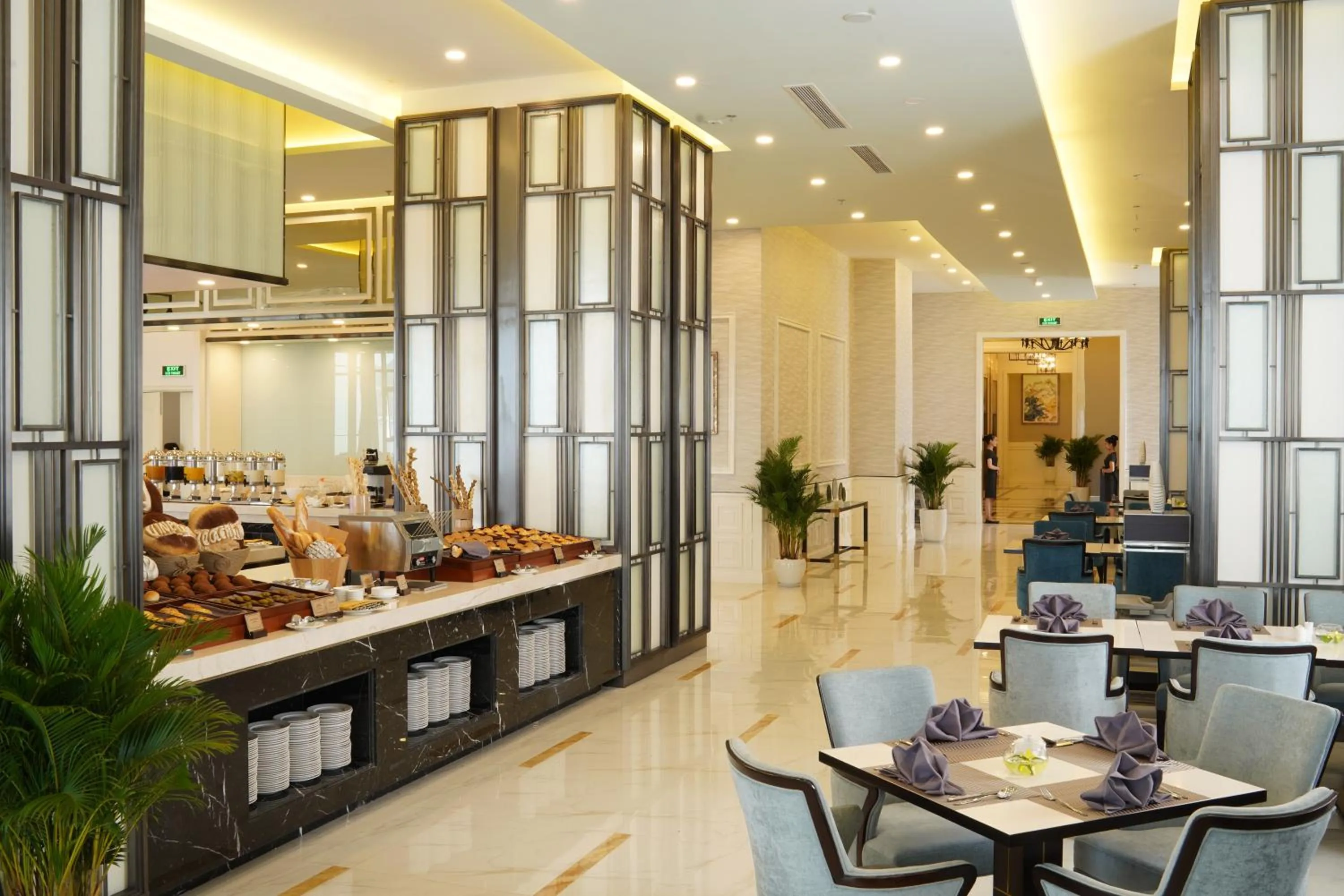 Restaurant/places to eat in Vinpearl Beachfront Nha Trang