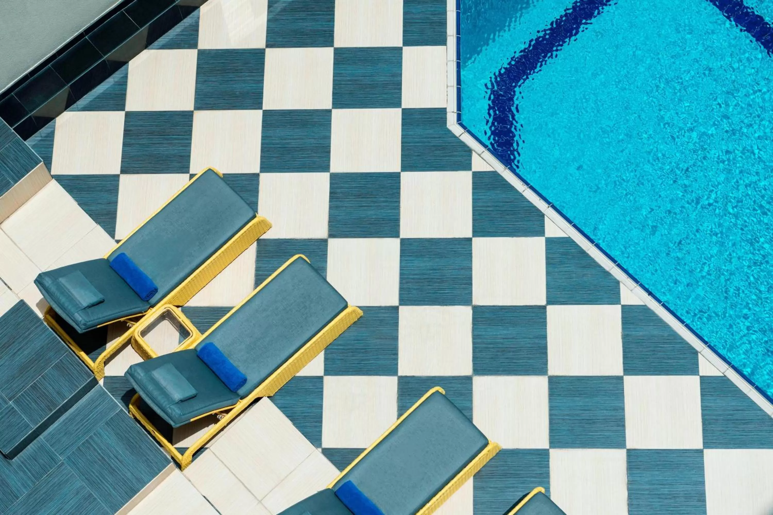 Swimming pool in Le Meridien Fairway