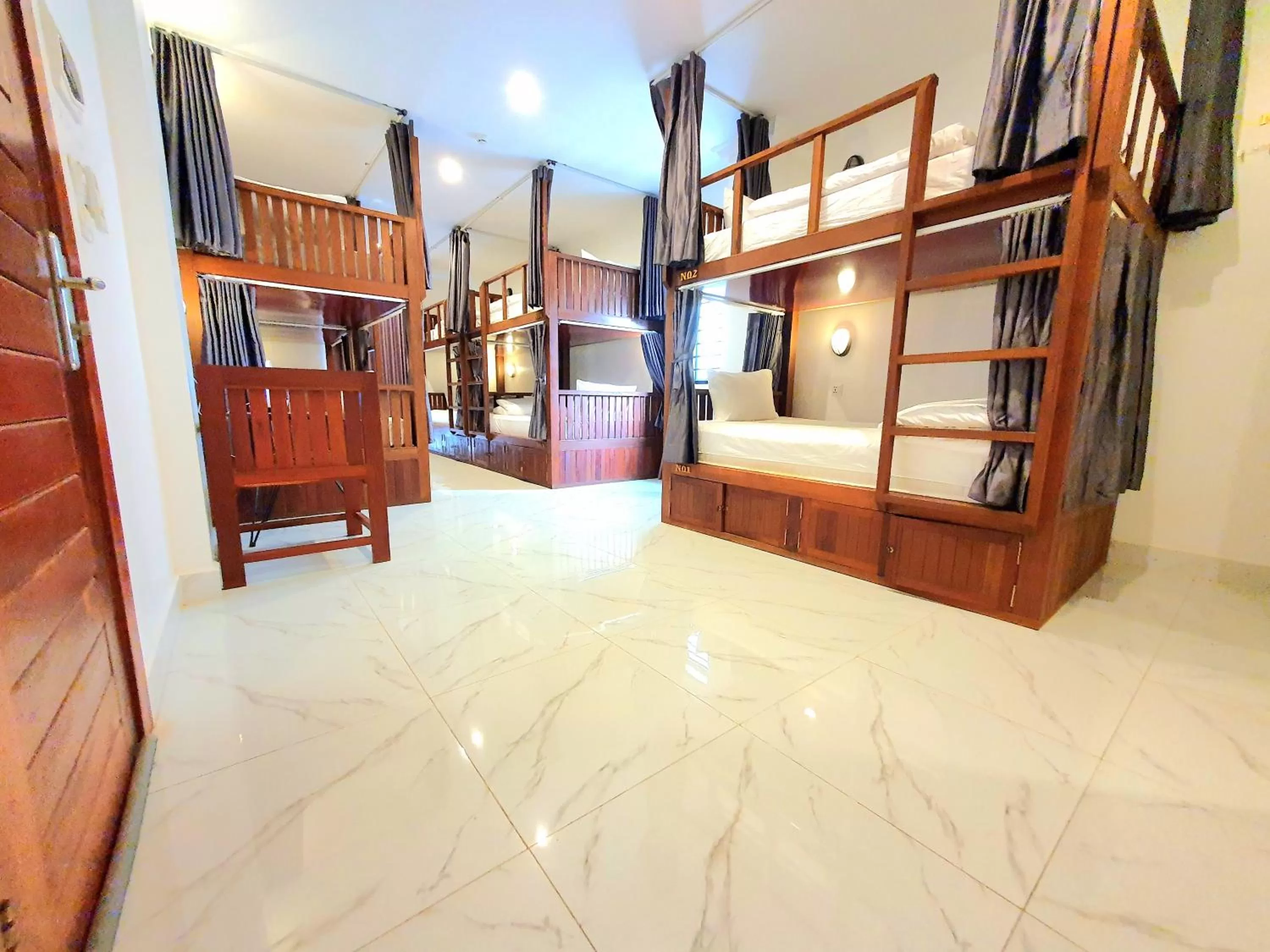 bunk bed in Long Night Siem Reap Hotel