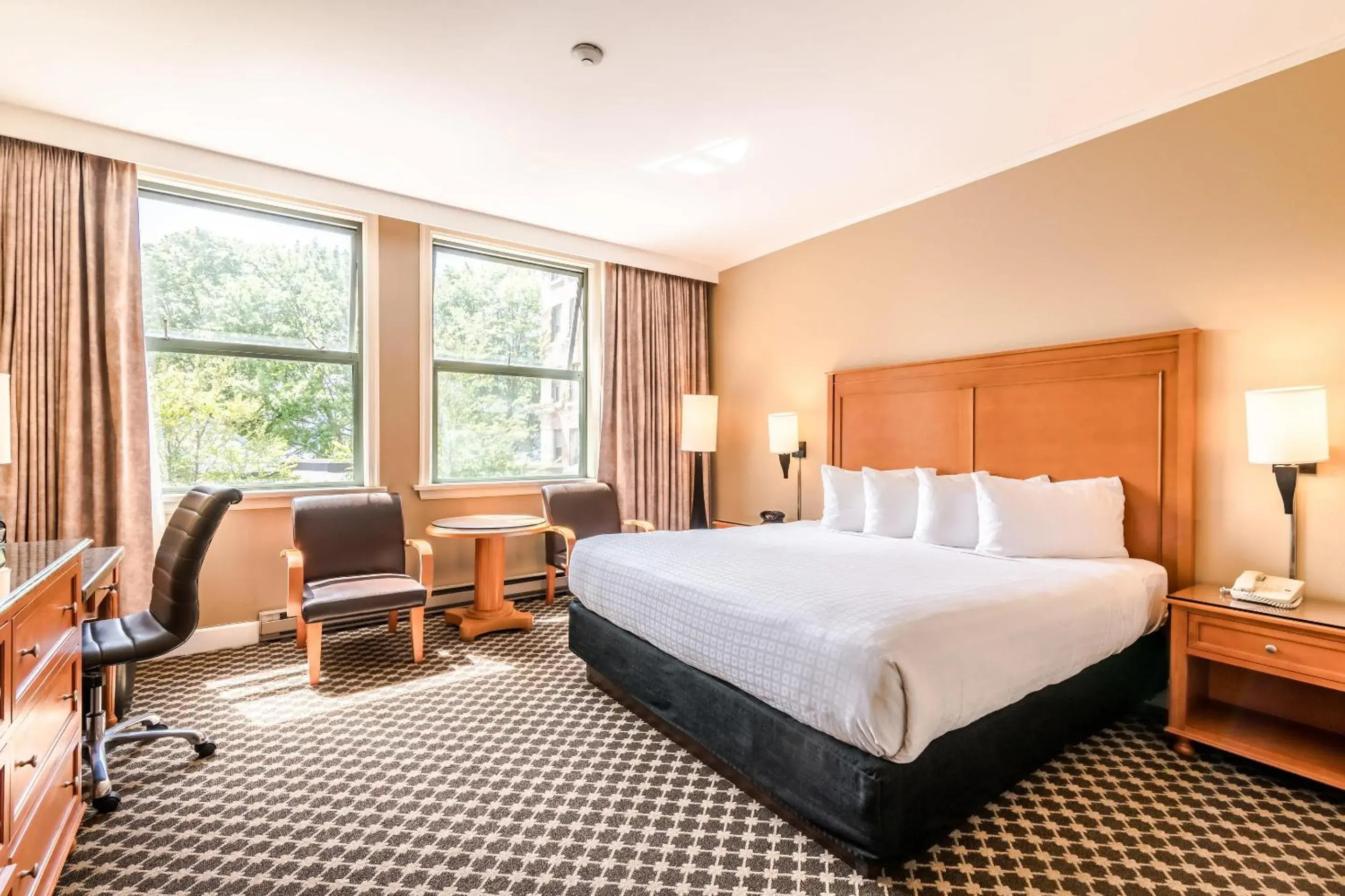 The Sylvia Hotel The Sylvia Hotel