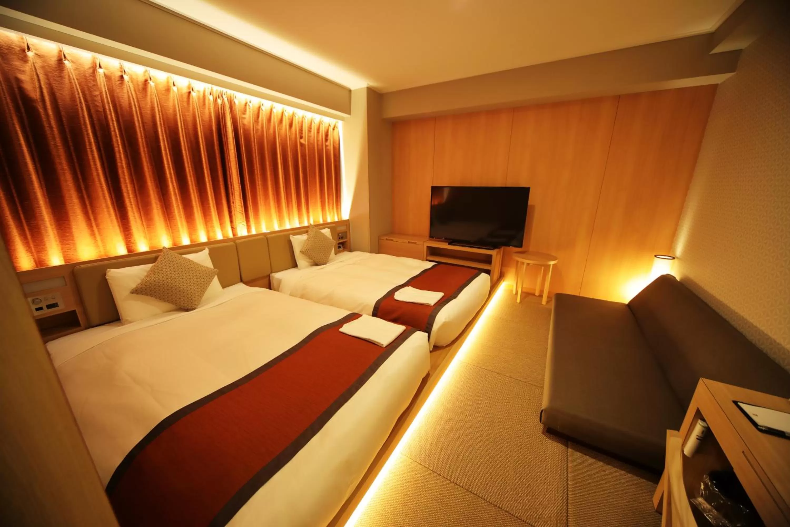 Bed in Hotel Sunroute Asakusa