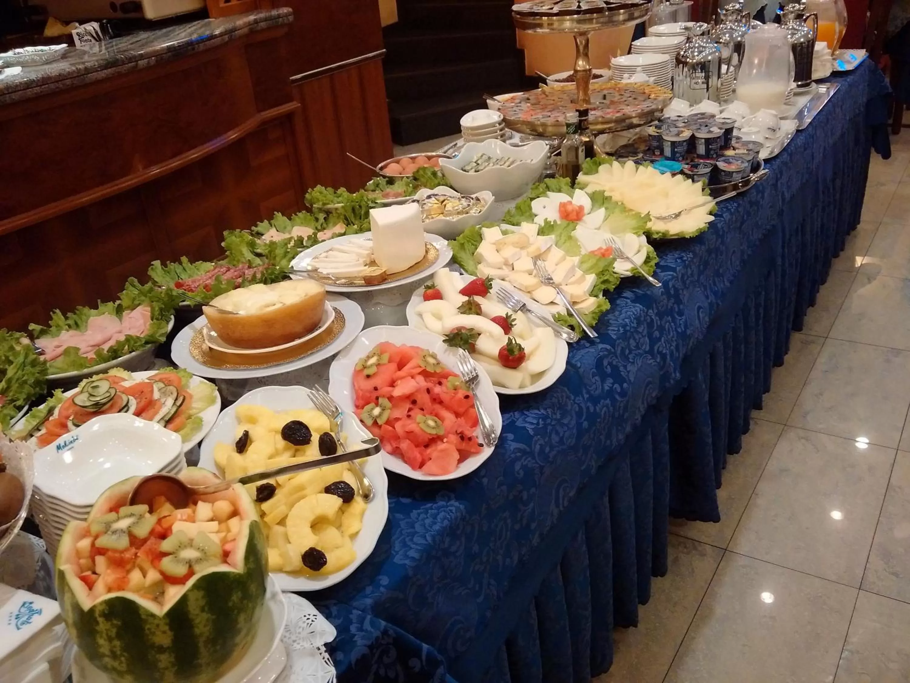 Food in Mokinba Hotels King