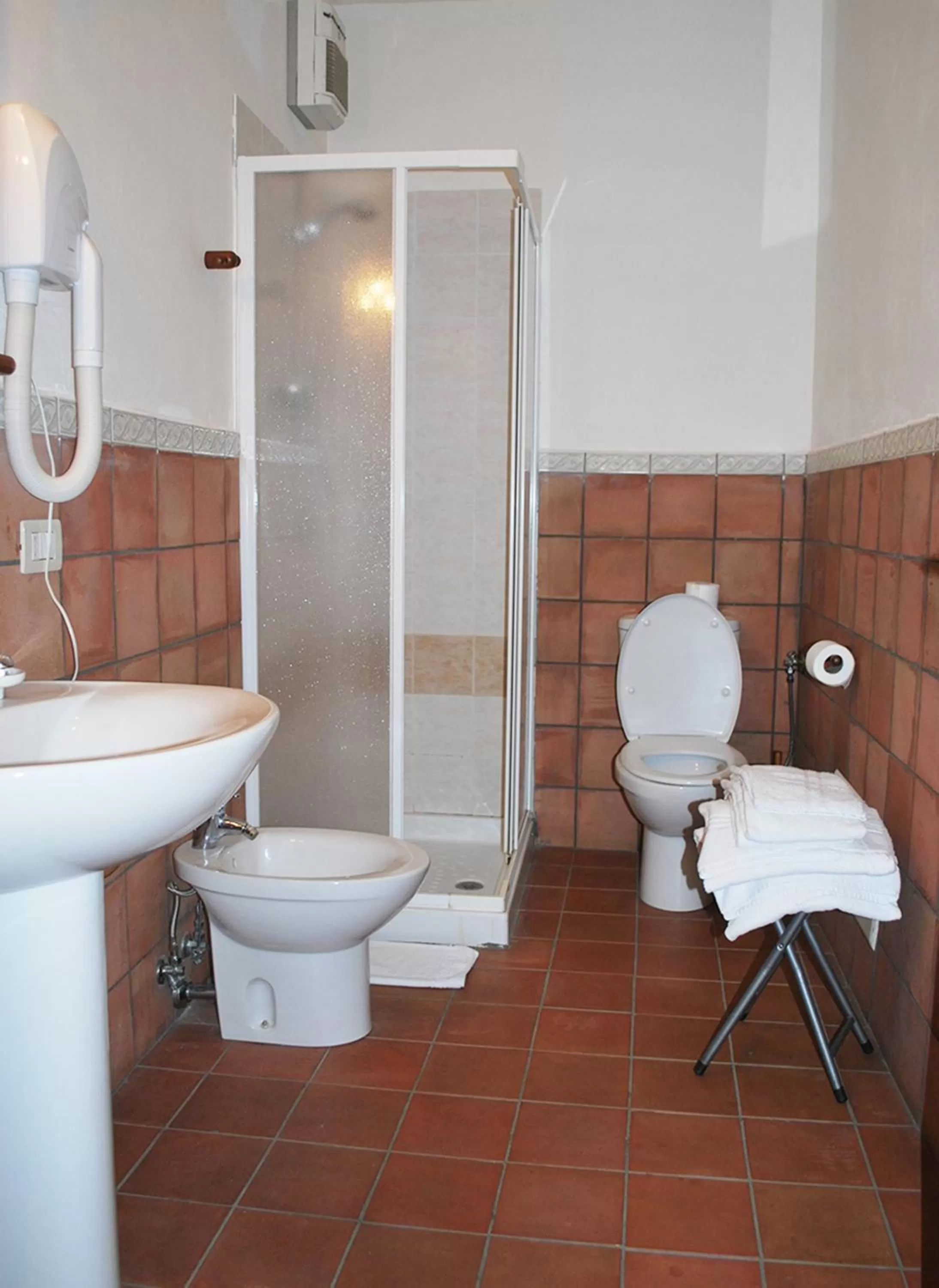 Shower in Case Zuccaro