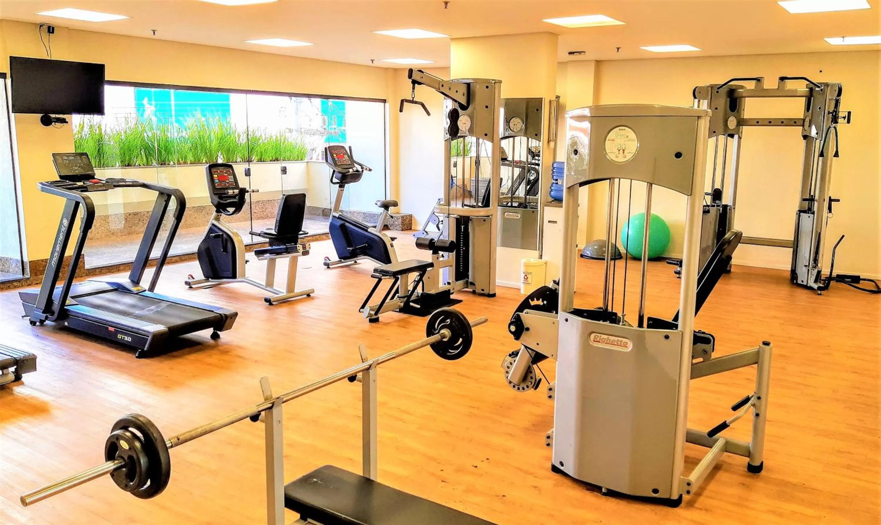Fitness centre/facilities in Cardum Hotel