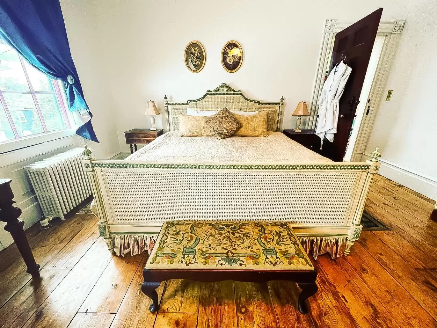 Bed in The Borland House Inn