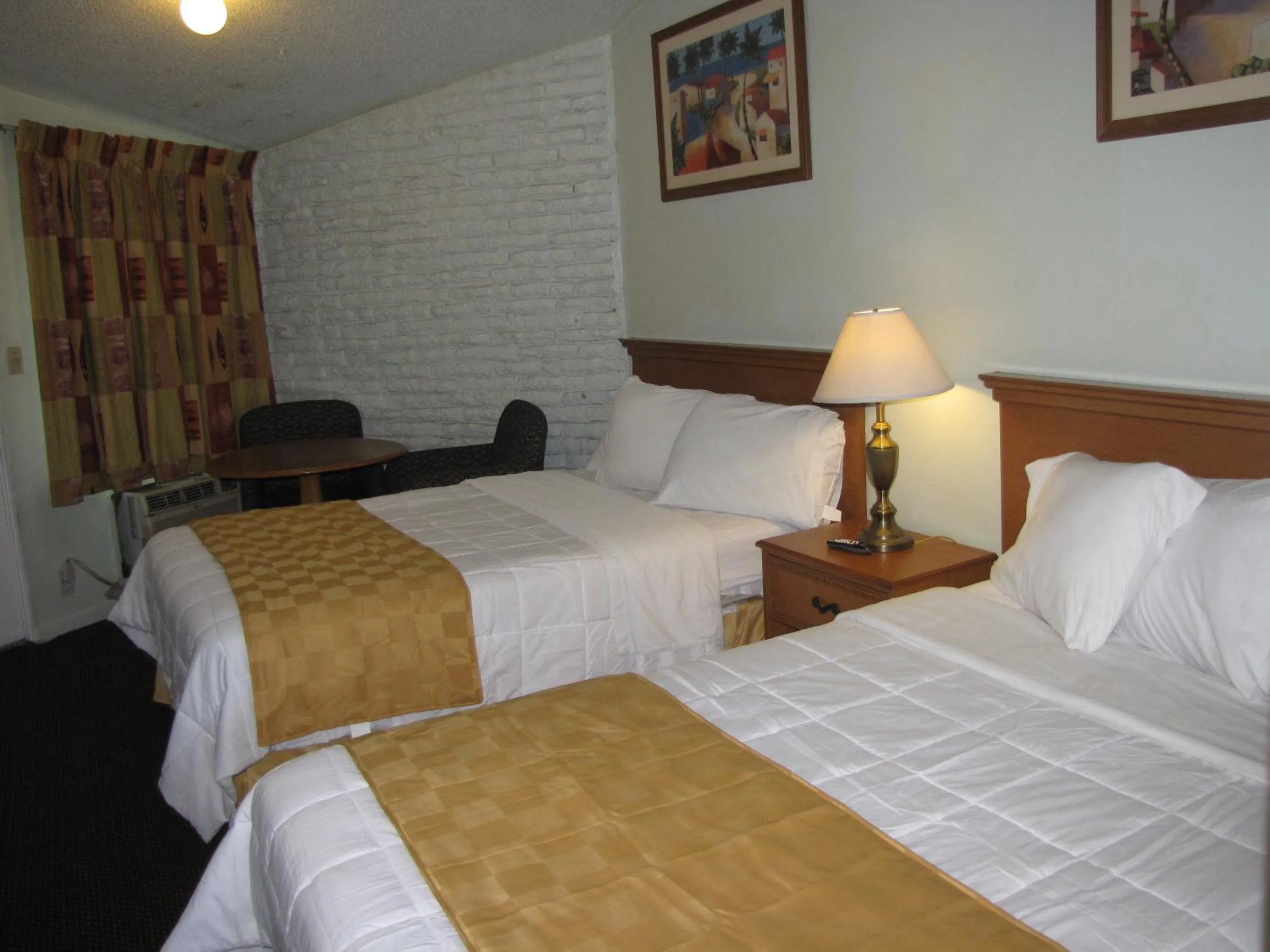 Double Room with Two Double Beds - Non-Smoking in A-1 Budget Motel