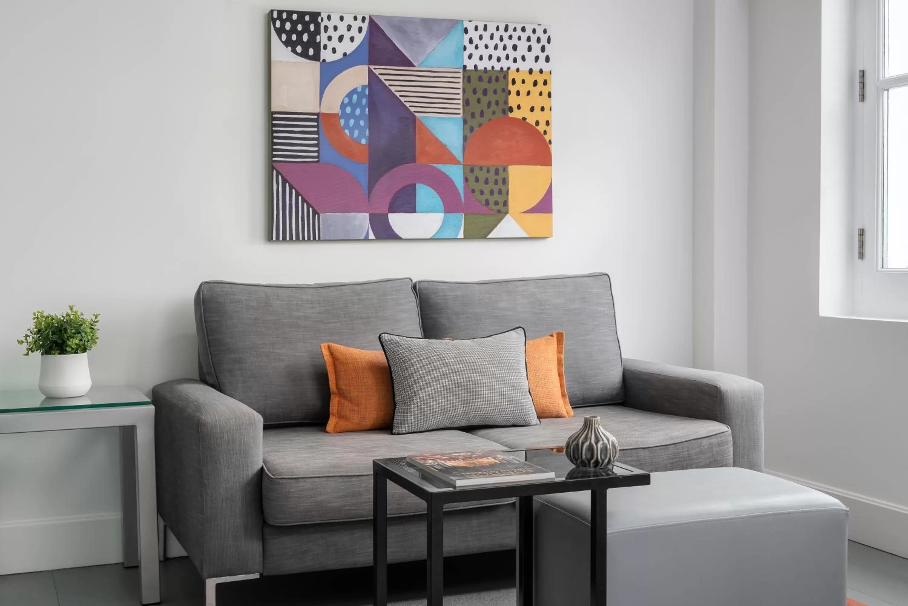 Seating area in Templeton Place by Supercity Aparthotels