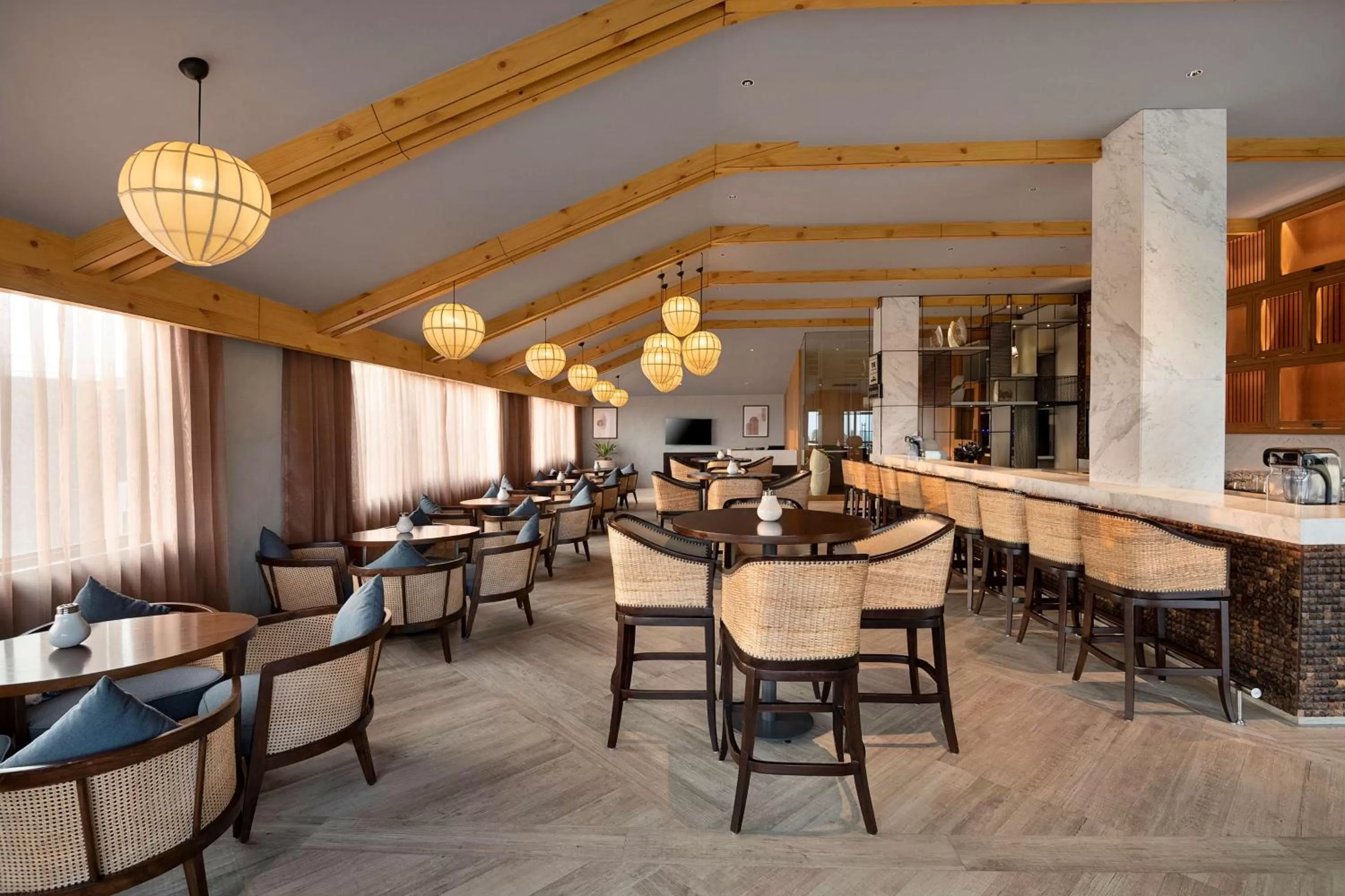 Restaurant/places to eat in Radisson Blu Resort Visakhapatnam