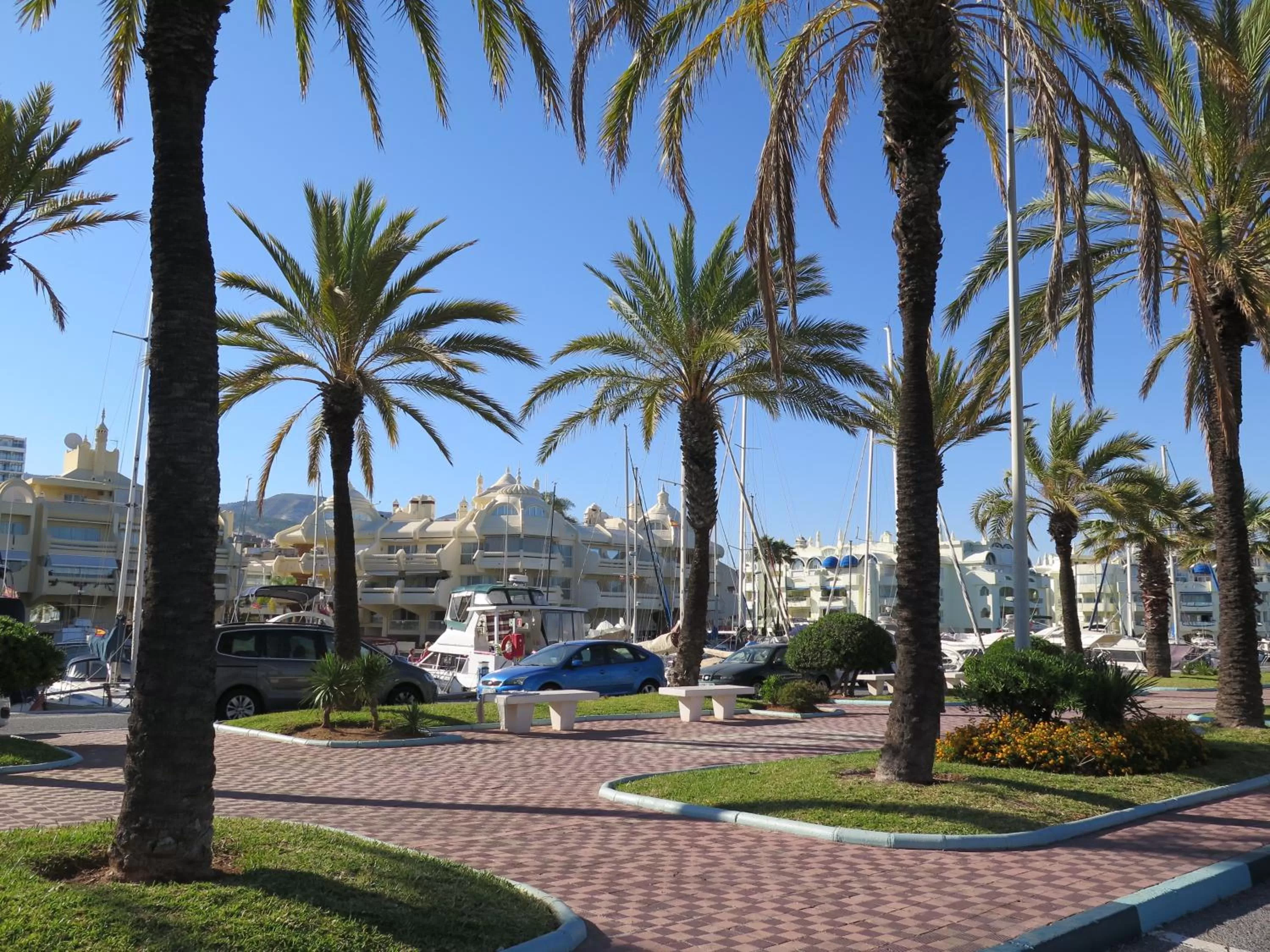 Nearby landmark in La Luna Blanca