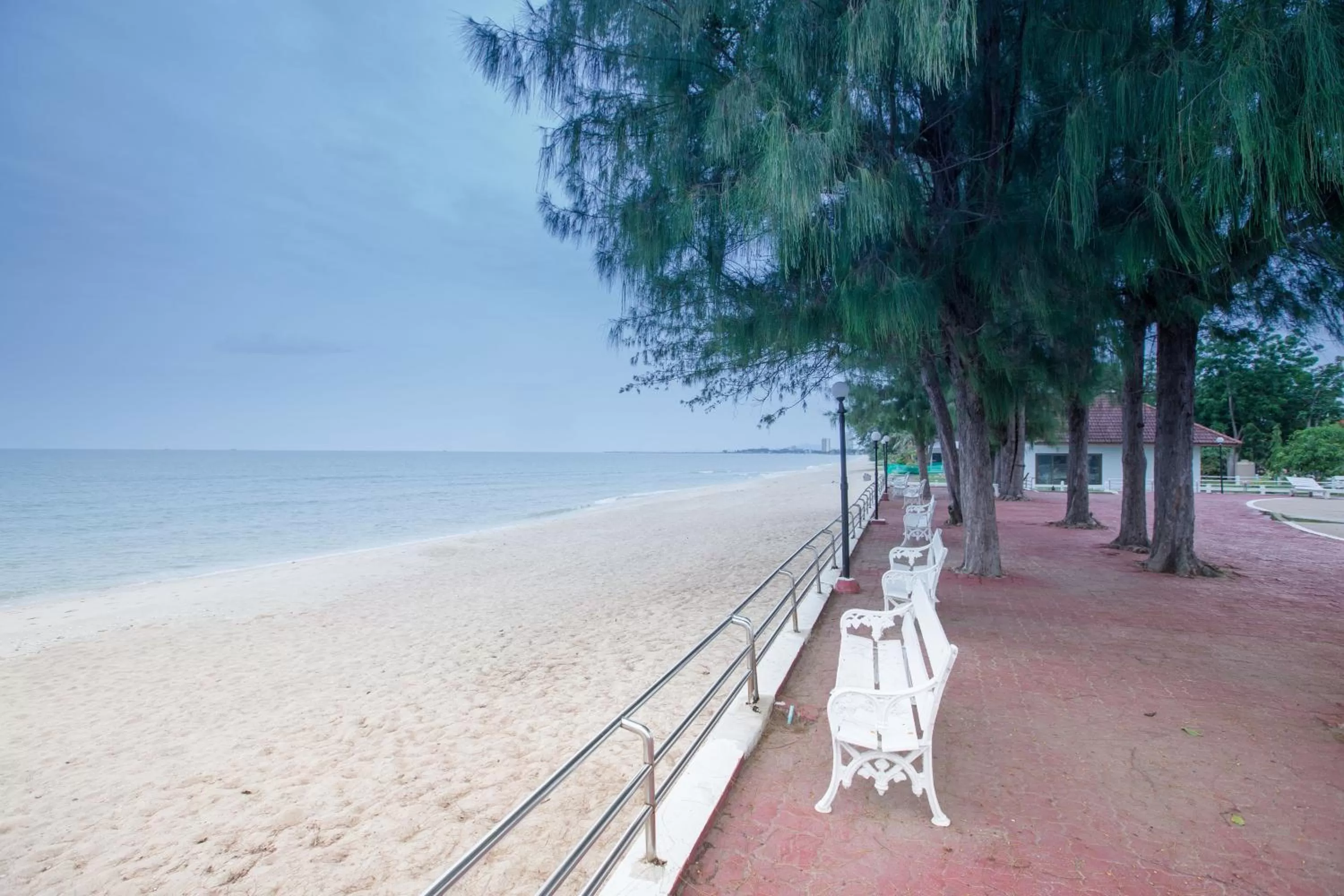 Beach in Eurasia Cha-Am Lagoon