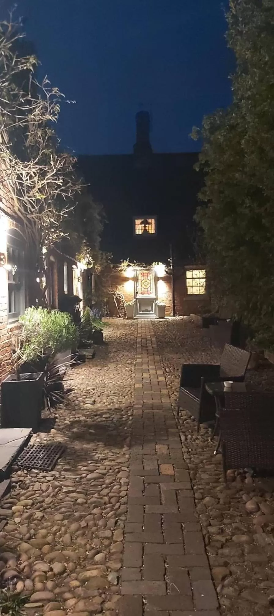 Property building in B&Bat no3