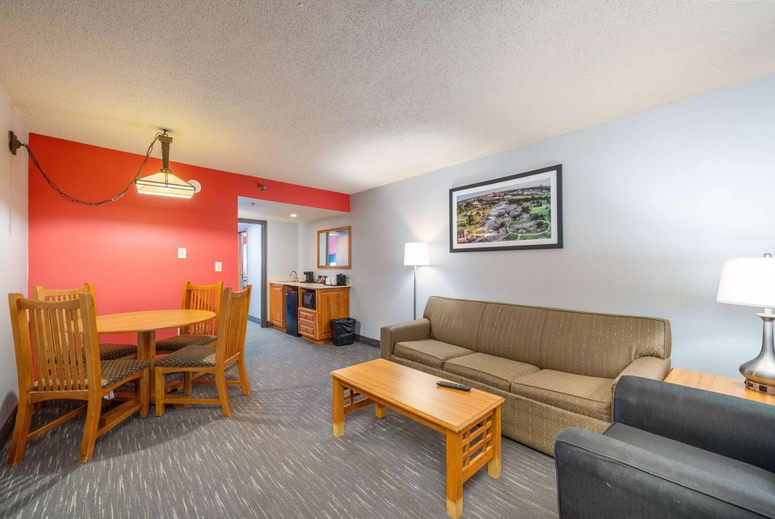 Photo of the whole room in Ramada by Wyndham Sioux Falls Airport - Waterpark Resort & Event Center