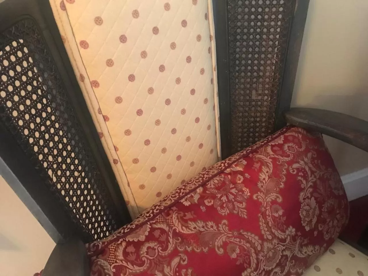 Decorative detail, Seating Area in Nestle Inn