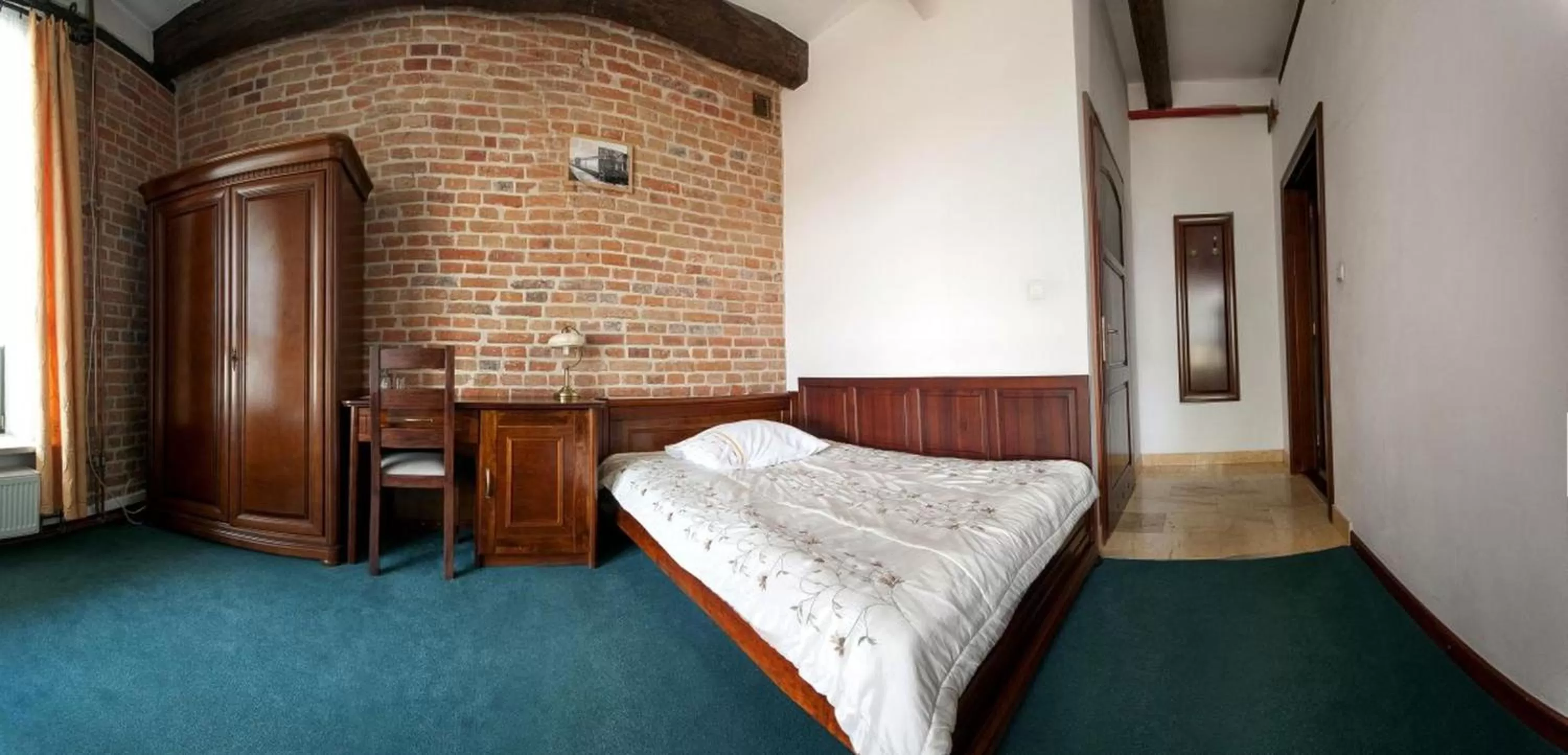 Photo of the whole room, Bed in Hotel Restauracja Pod Parowozem