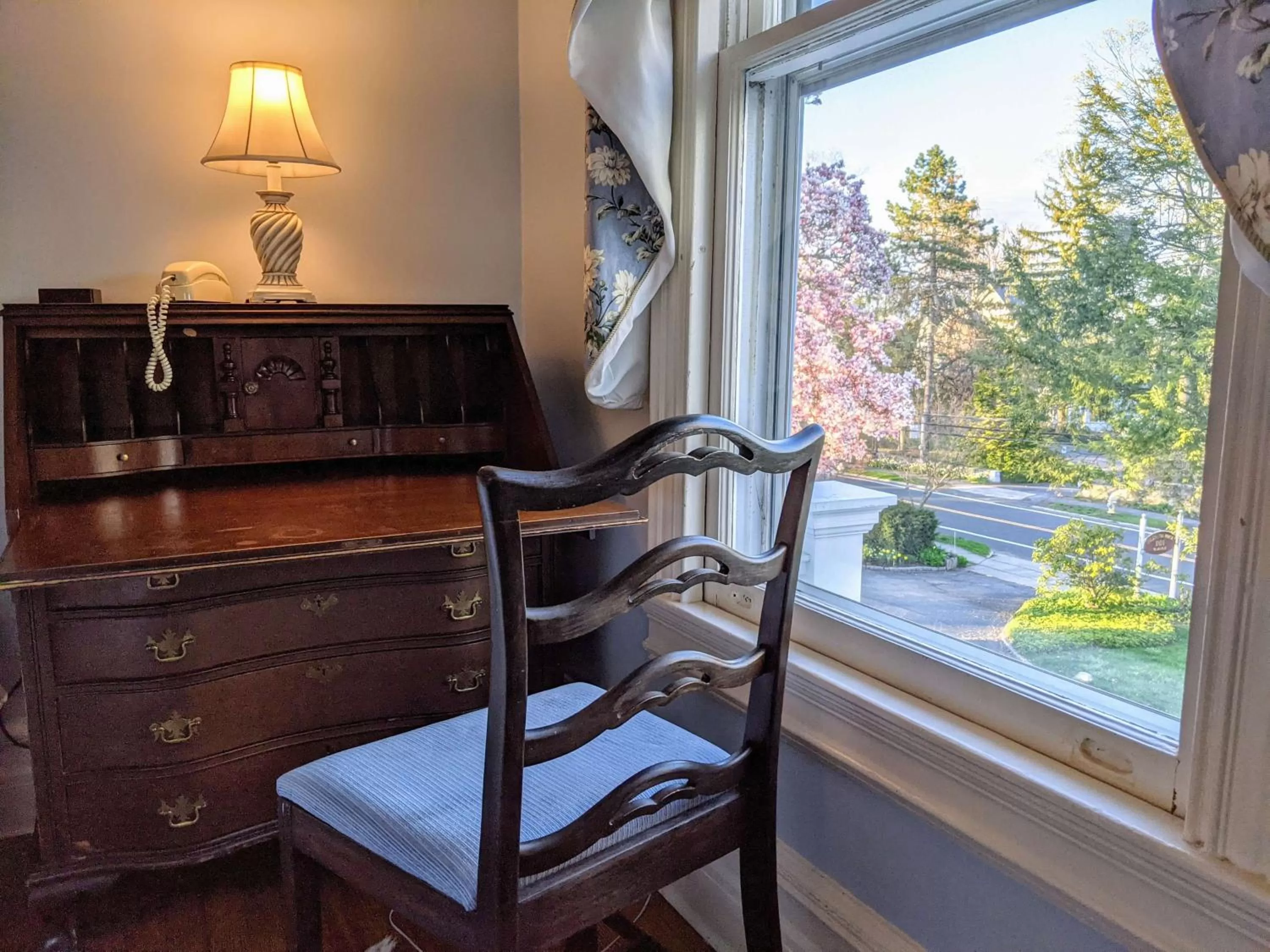 Seating area in Stanton House Inn