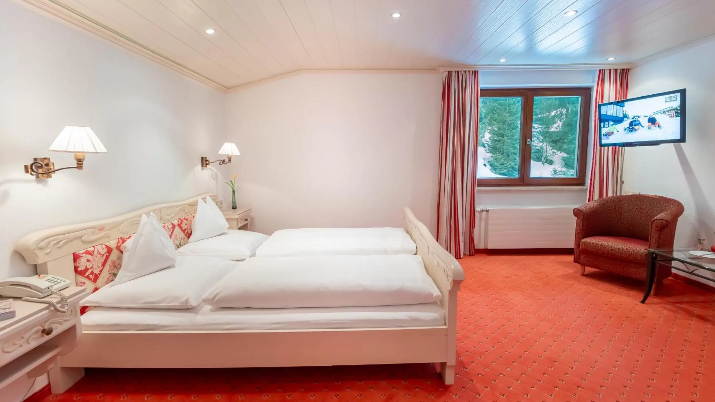 Familysuite in Hotel Kristberg in Lech - New hotel with Spa - opening Dezember 4th, 2025