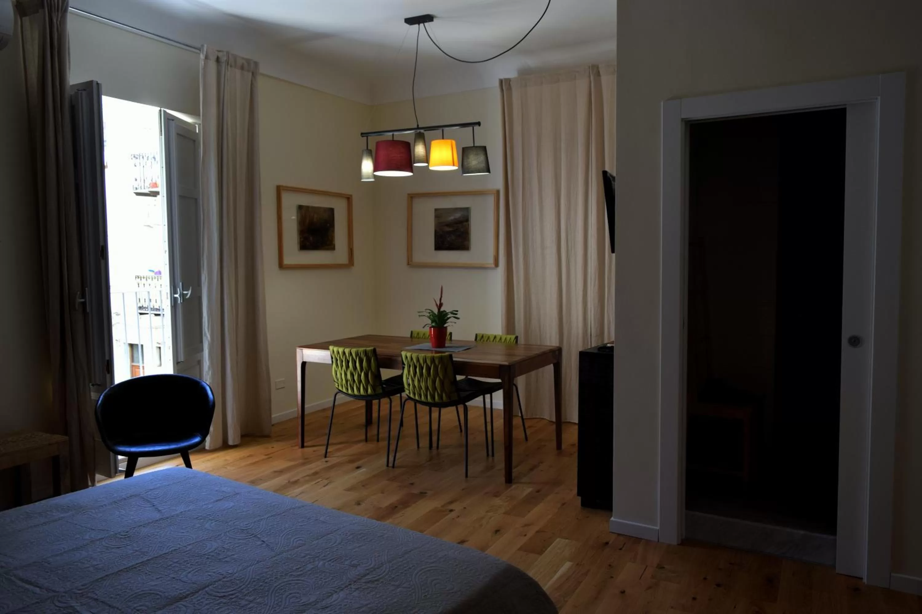 Photo of the whole room, Dining Area in Palazzo Gioffrè