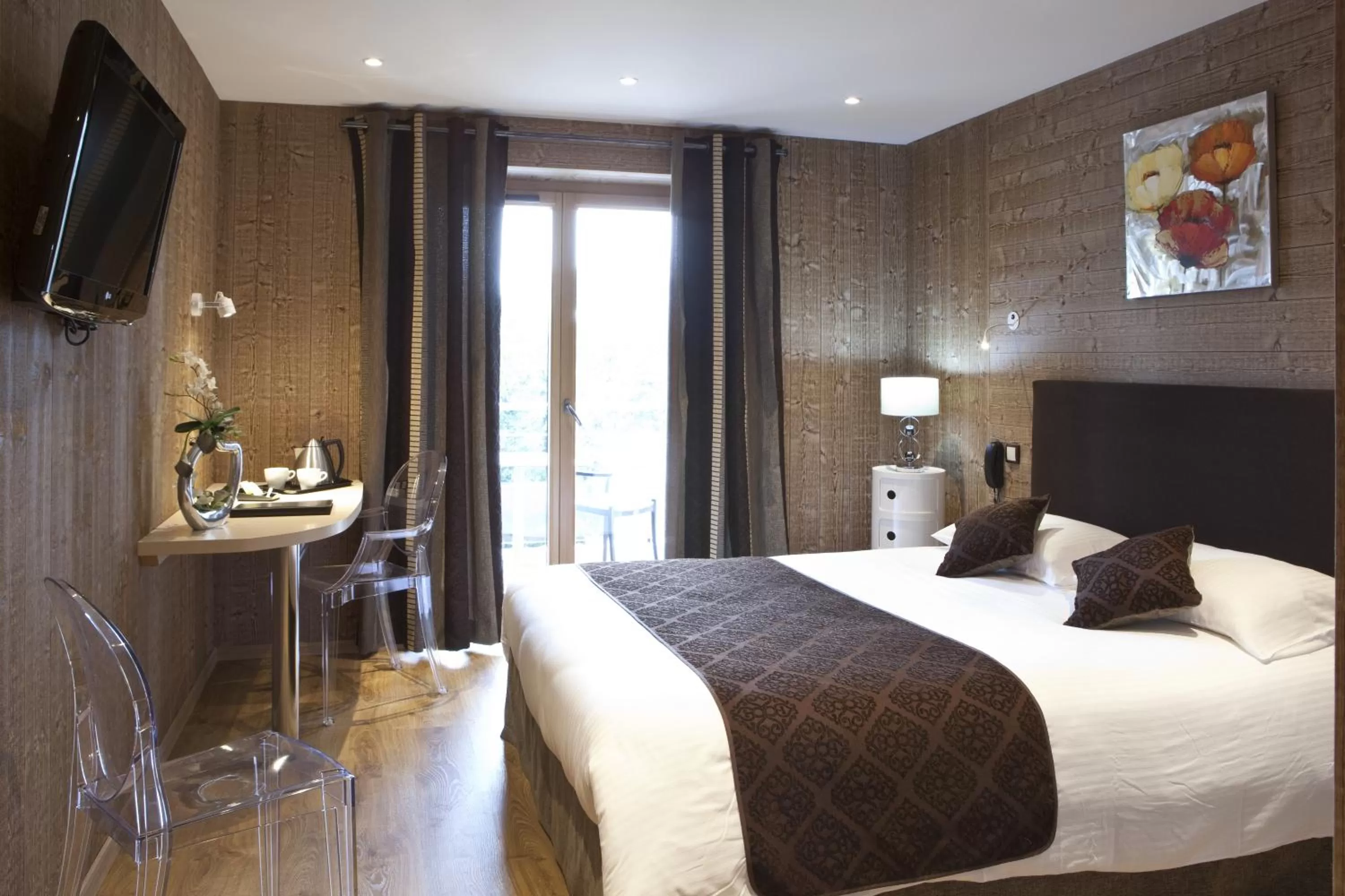 Photo of the whole room, Bed in Hotel Blanc