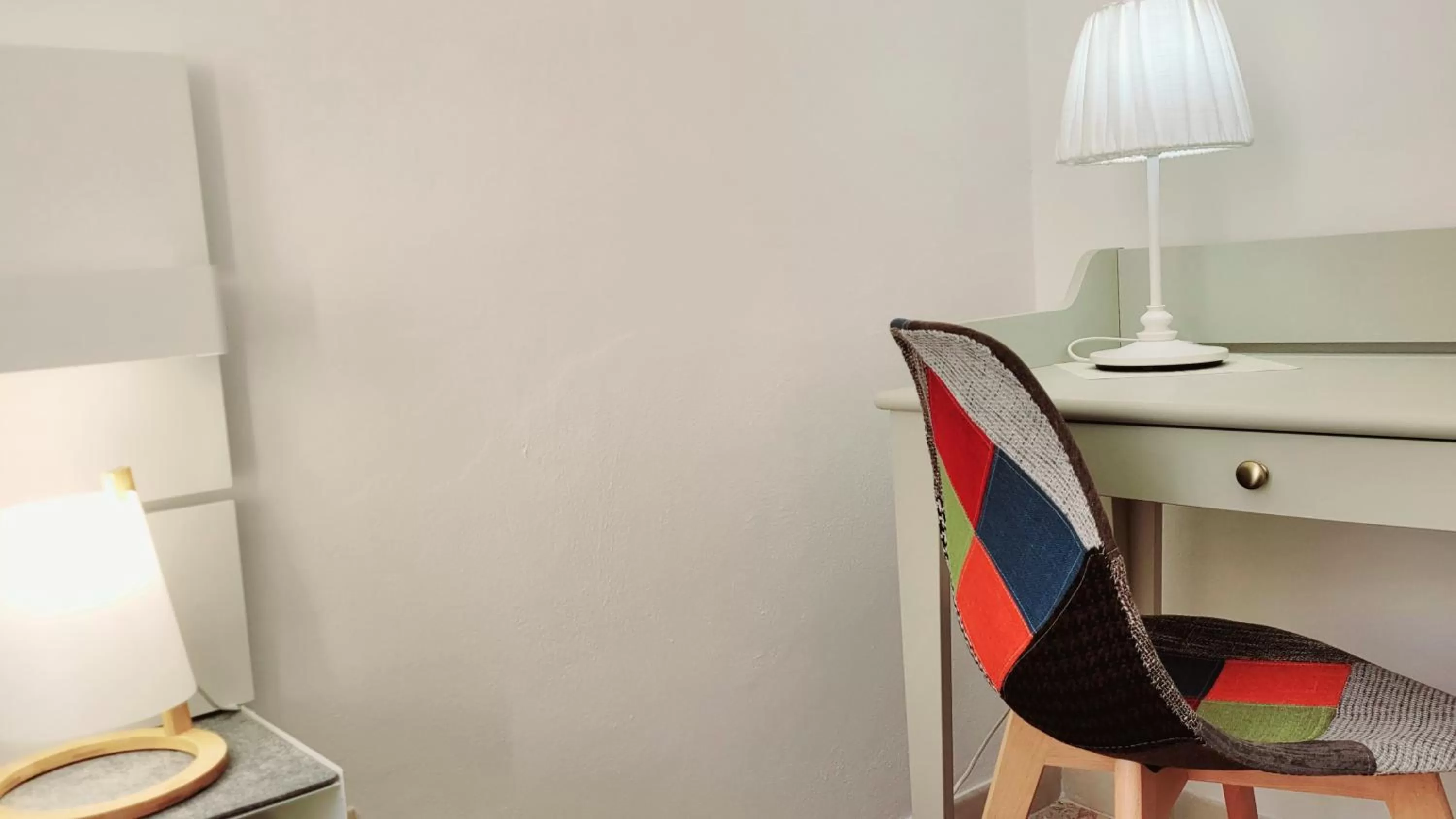 TV and multimedia in Zanzi 's Charming Rooms