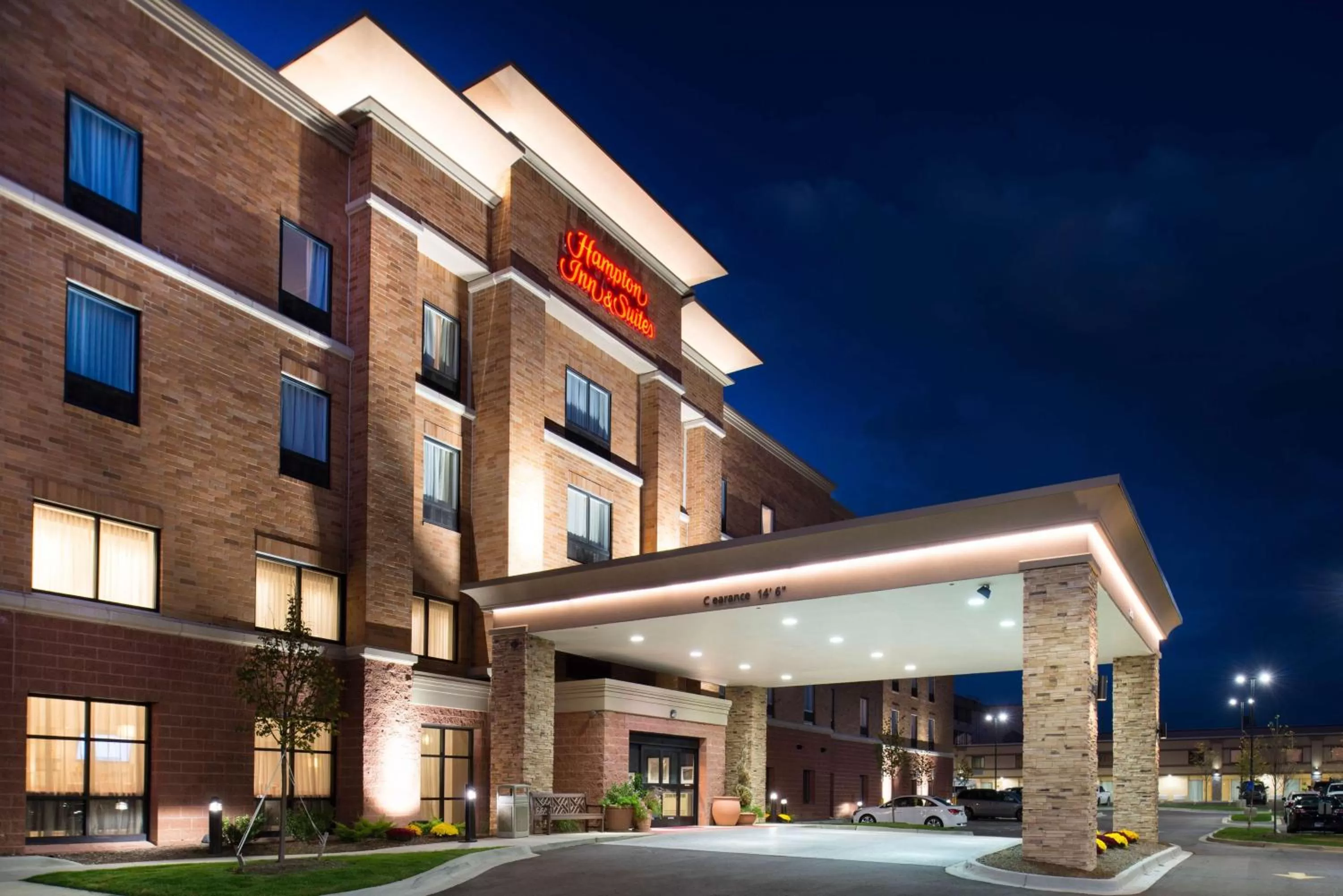 Property building in Hampton Inn & Suites Ann Arbor West