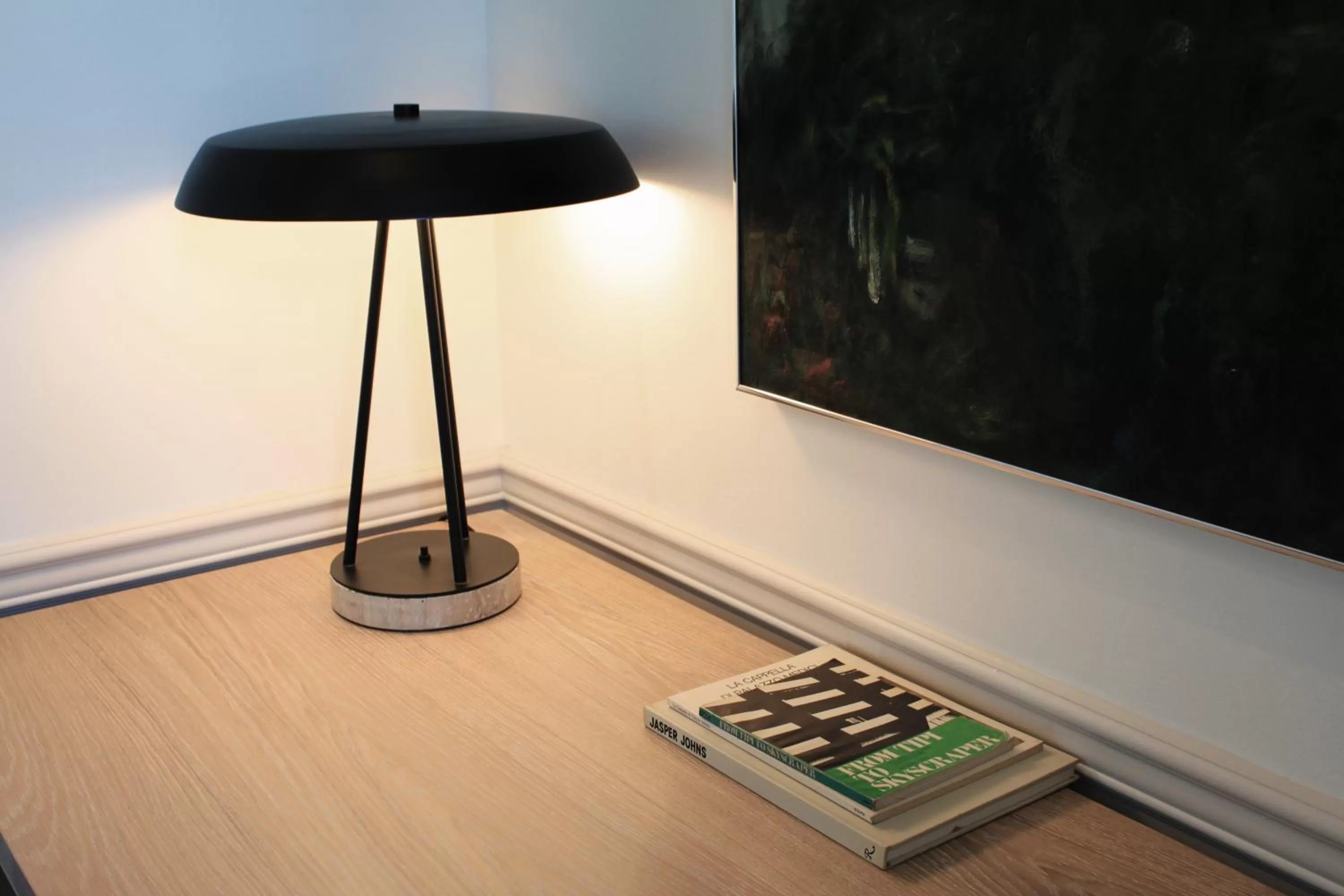 Two-Bedroom Apartment in Stay Rafa At 2000 Spruce