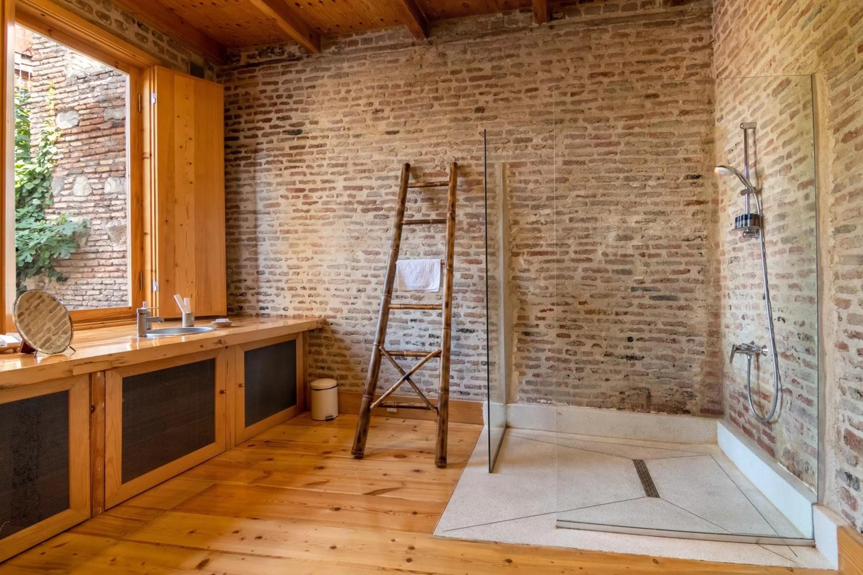 Shower in Castle in Old Town